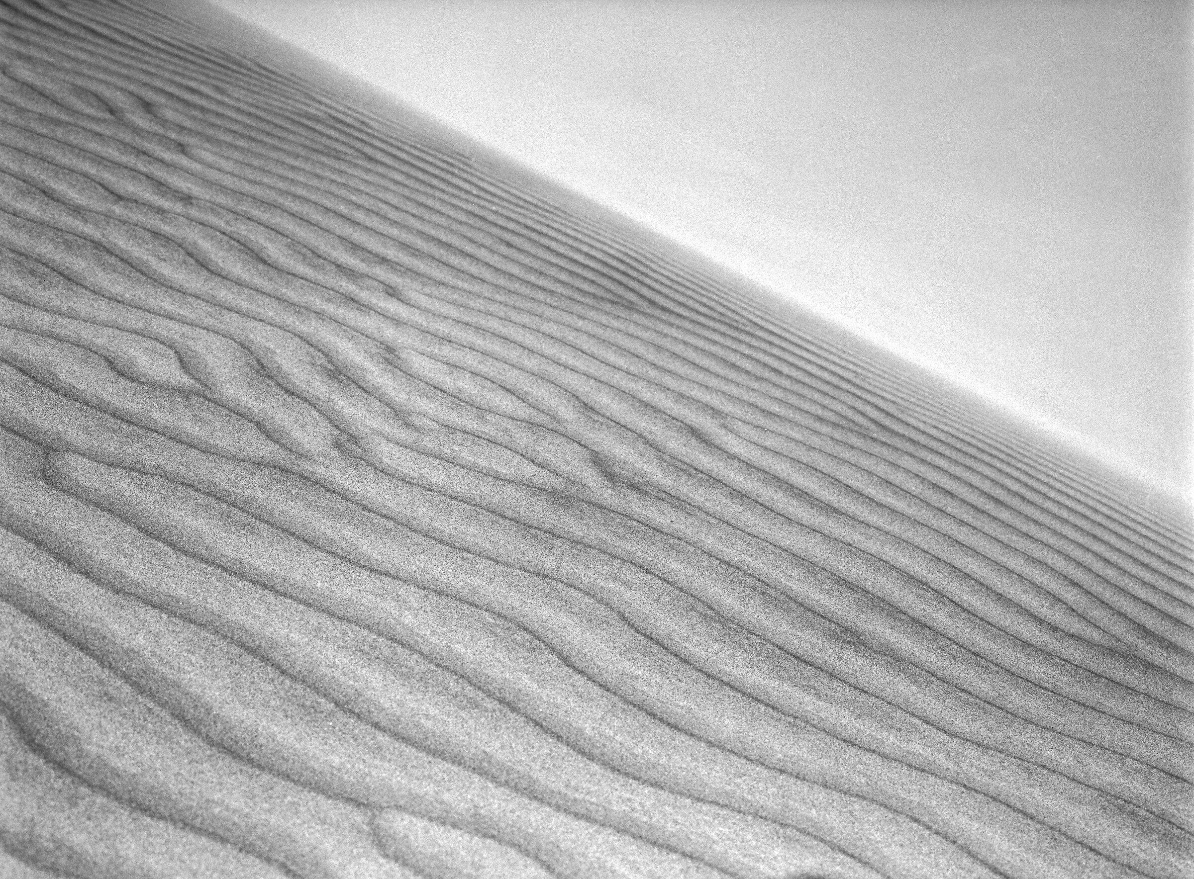 Death-Valley-120mm-BW-Rox-2400px-1.jpg