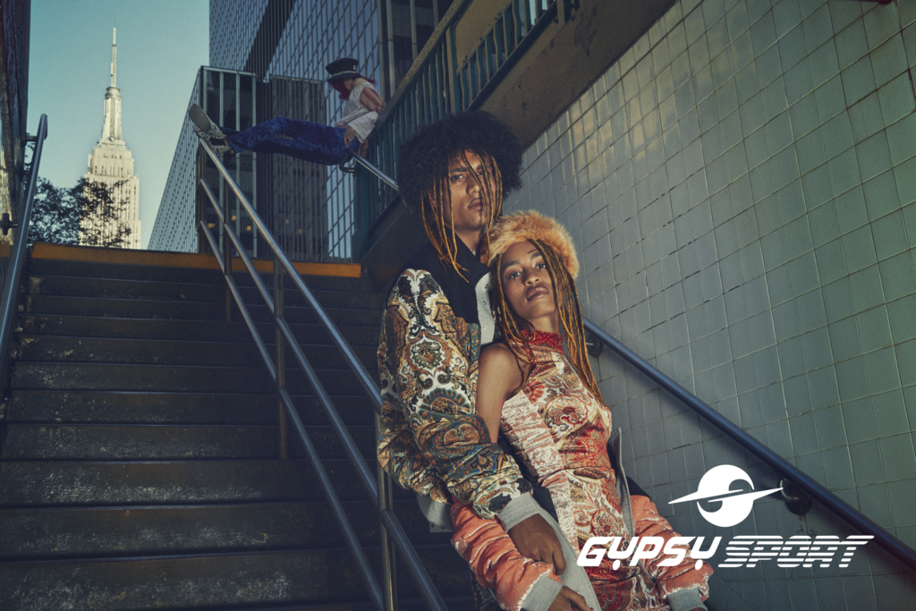 AW15Campaign4_1024x1024.png