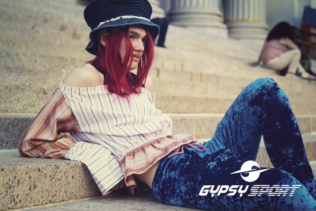 AW15Campaign3_1024x1024.png