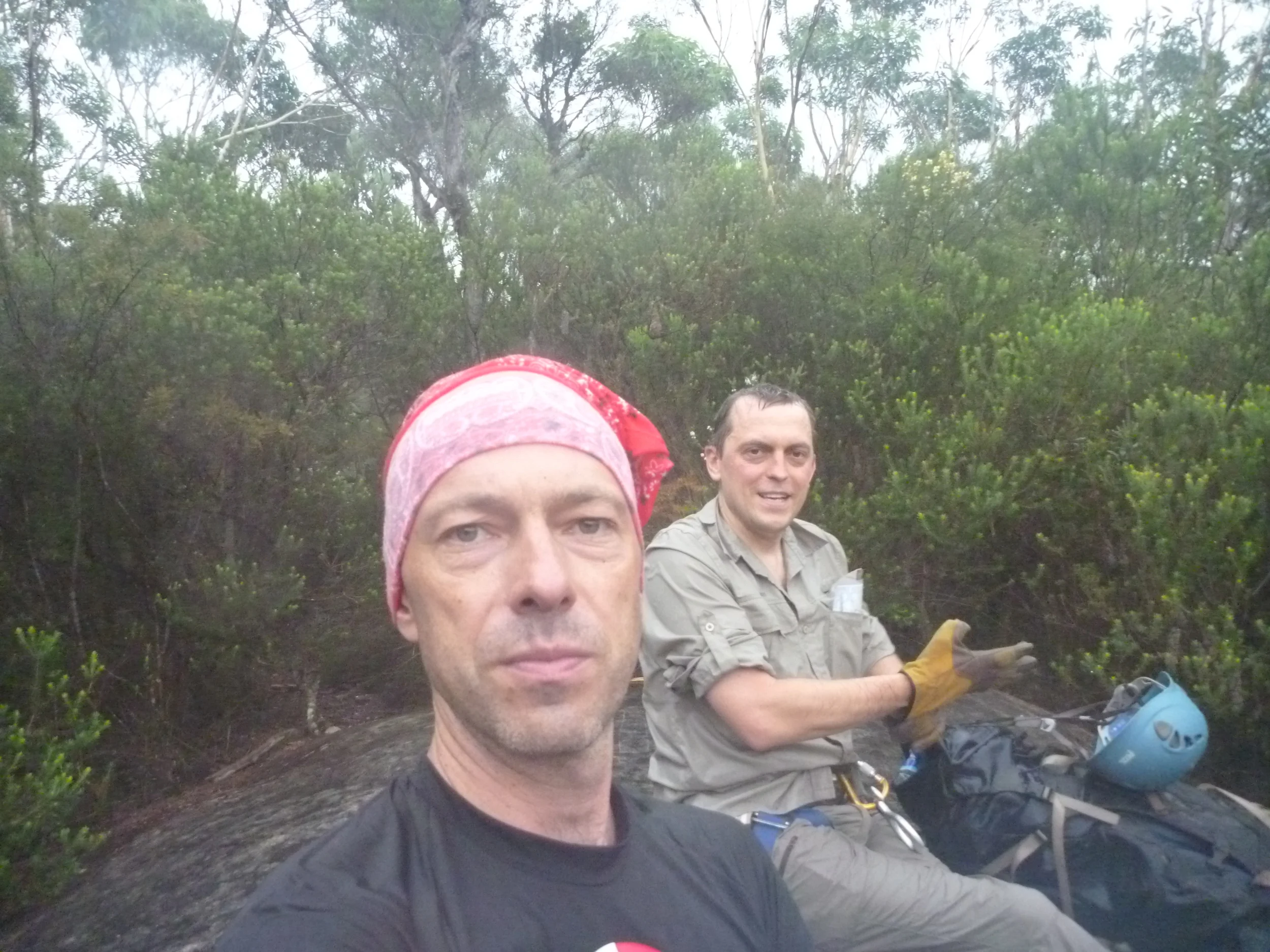  Thomas &amp; Vadim resting on the way out 