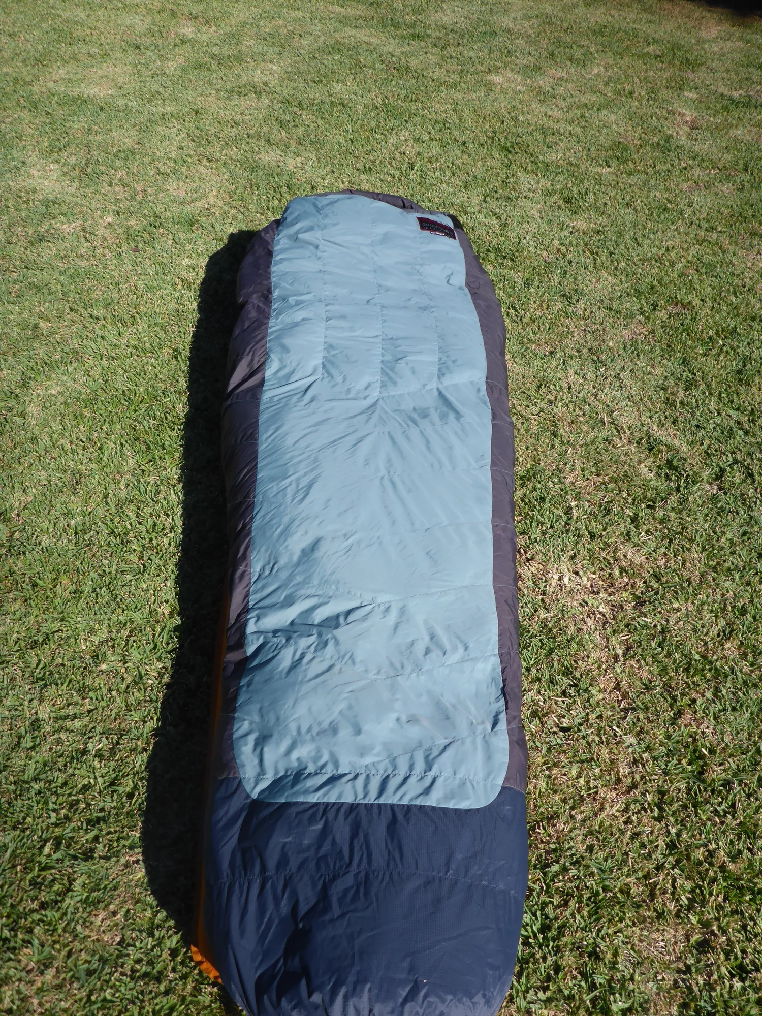 Kathmandu Moonraker Sleeping Bag — machinesdownunder