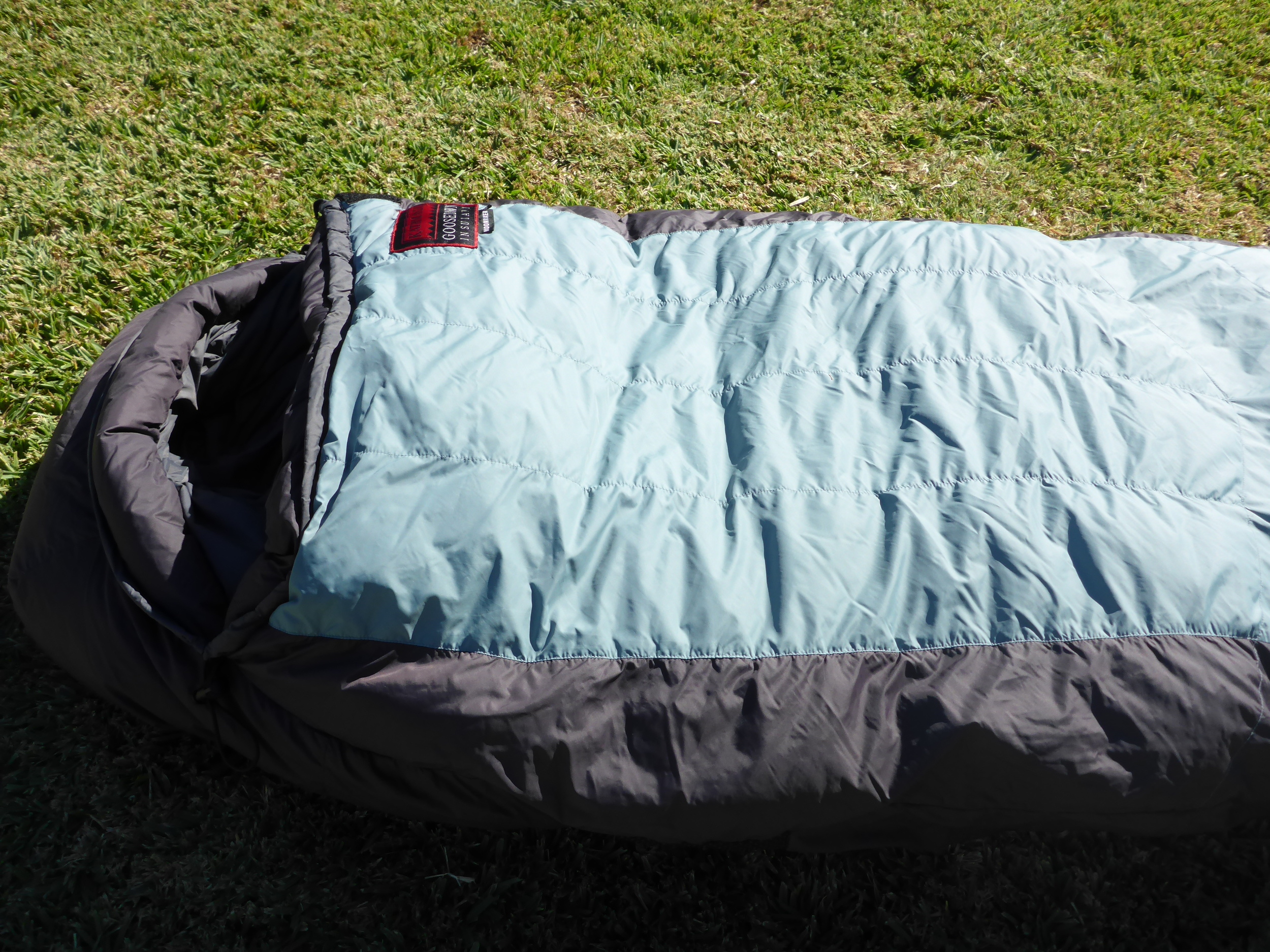 Kathmandu Moonraker Sleeping Bag — machinesdownunder Kathmandu Moonraker Sleeping Bag — machinesdownunder