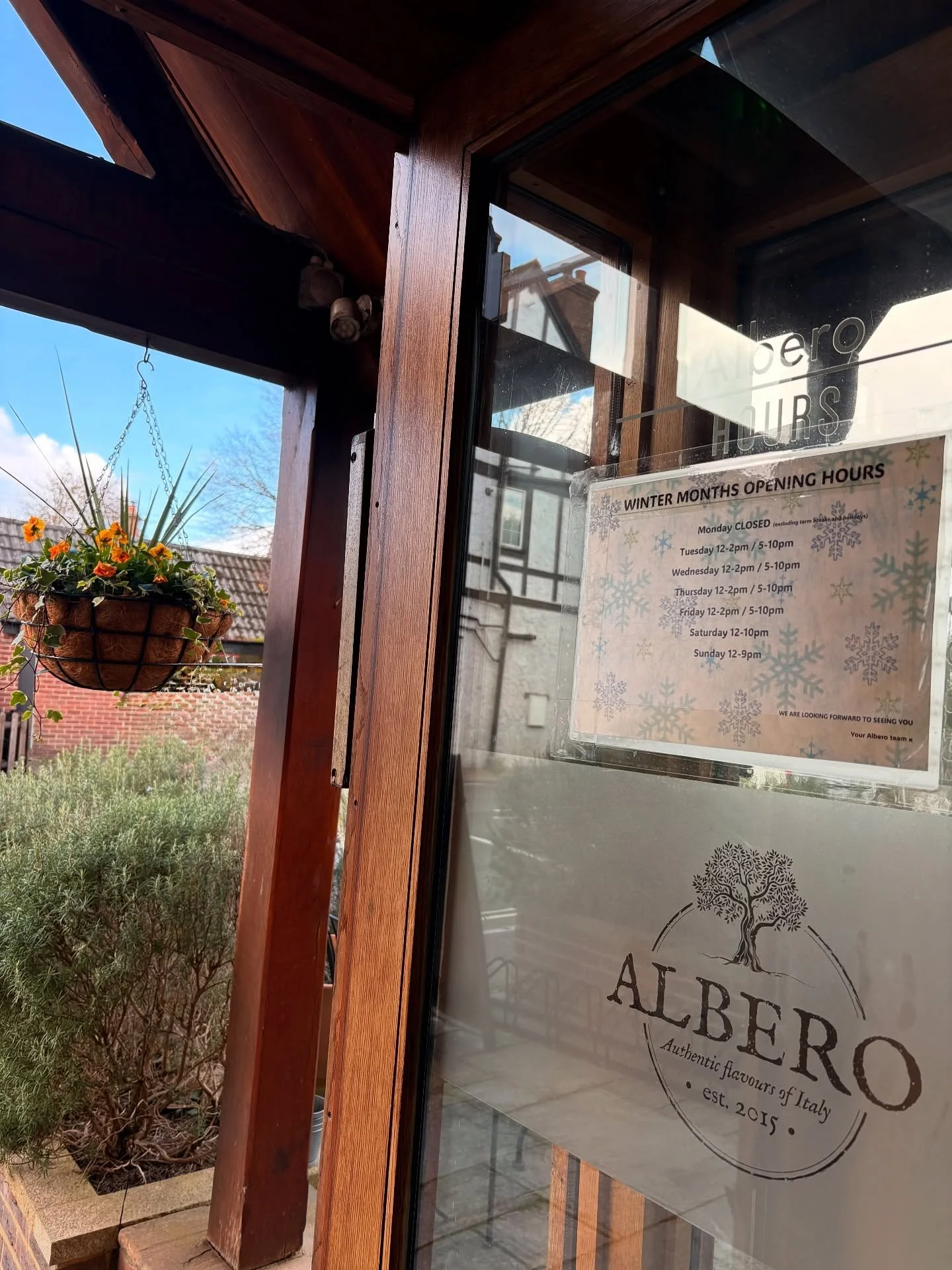 Resuming winter mode 🍂🍁❄️

&hellip; but don&rsquo;t worry still enough time to get your Albero fix &hellip;

open from Tuesday to Sunday ! 

Looking forward to seeing you all x 

#winteropening #winter #wintermode #slowingdown #alberobrockenhurst #