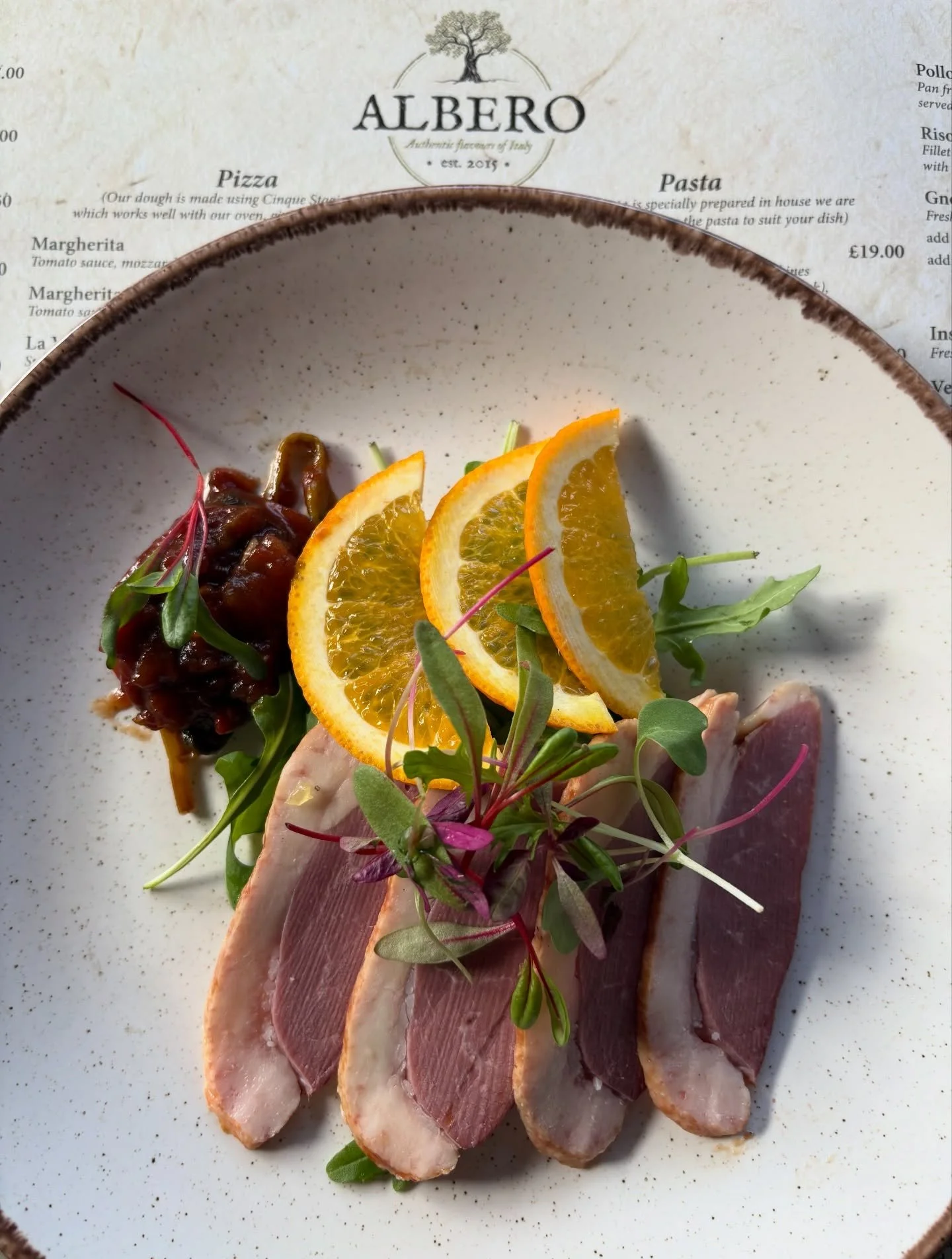 Smoked duck breast with home made IOW tomato chutney is one of the starters on our Festive special menu available now 🎄💫

#alberobrockenhurst #authentic #italianfood #italianrestaurant #festivevibes #festivemenu #brockenhurst #newforest