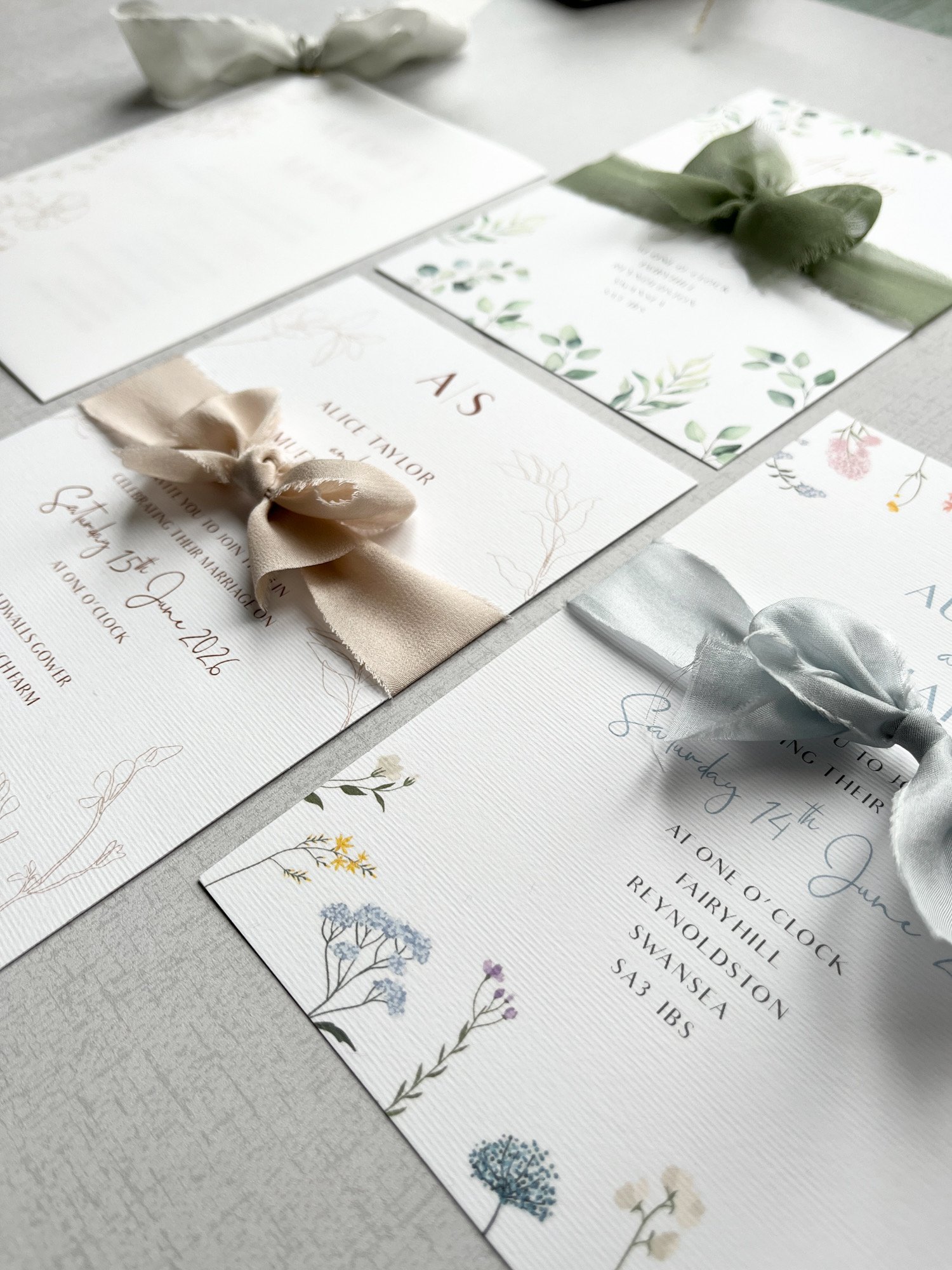 wedding-invitation-lovelee-classic.JPEG