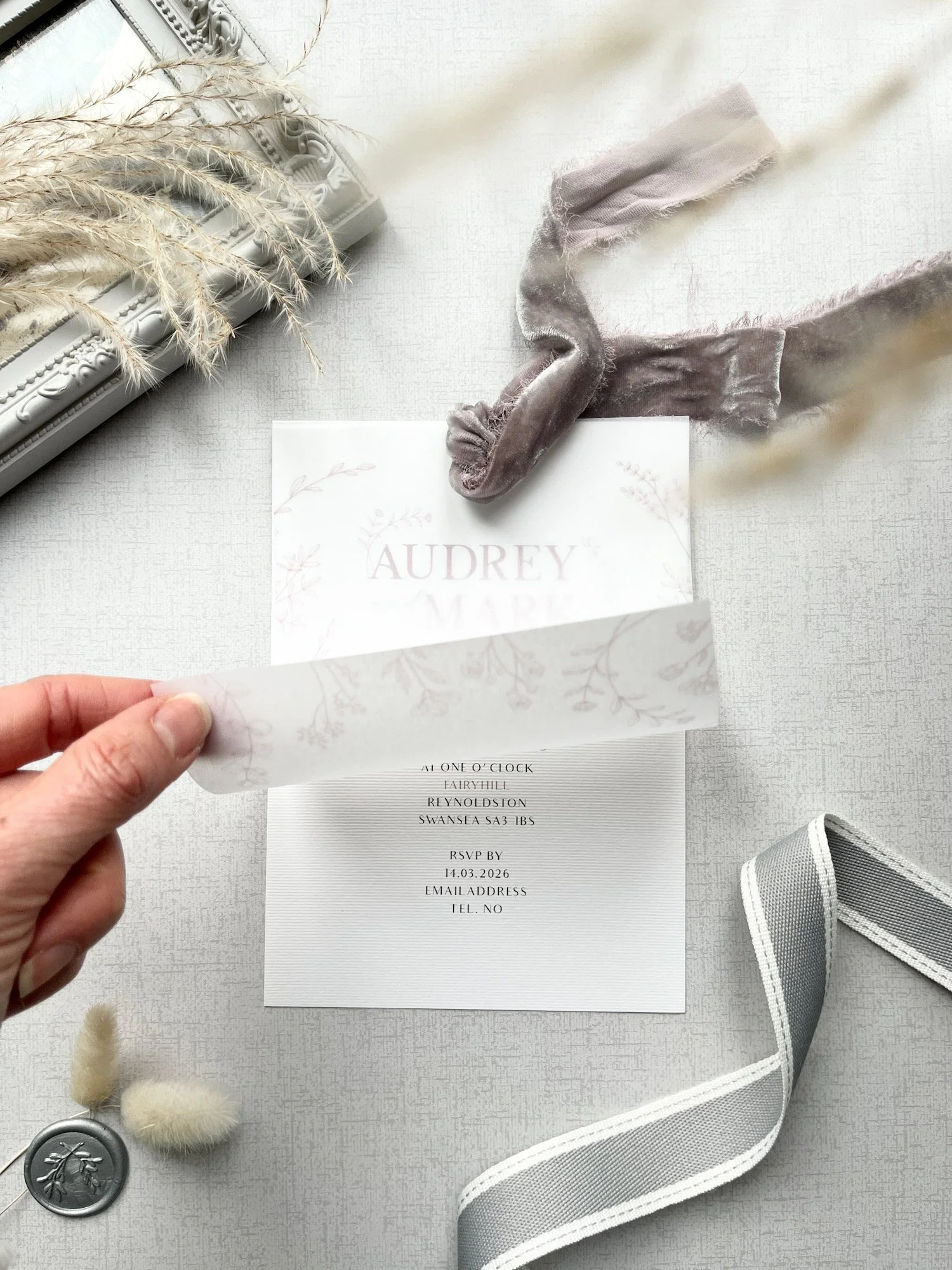 vellum-invitation-lovelee-anabel3.JPEG