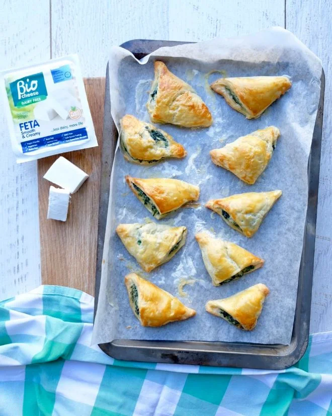 Bio Cheese Feta and Spinach Triangles