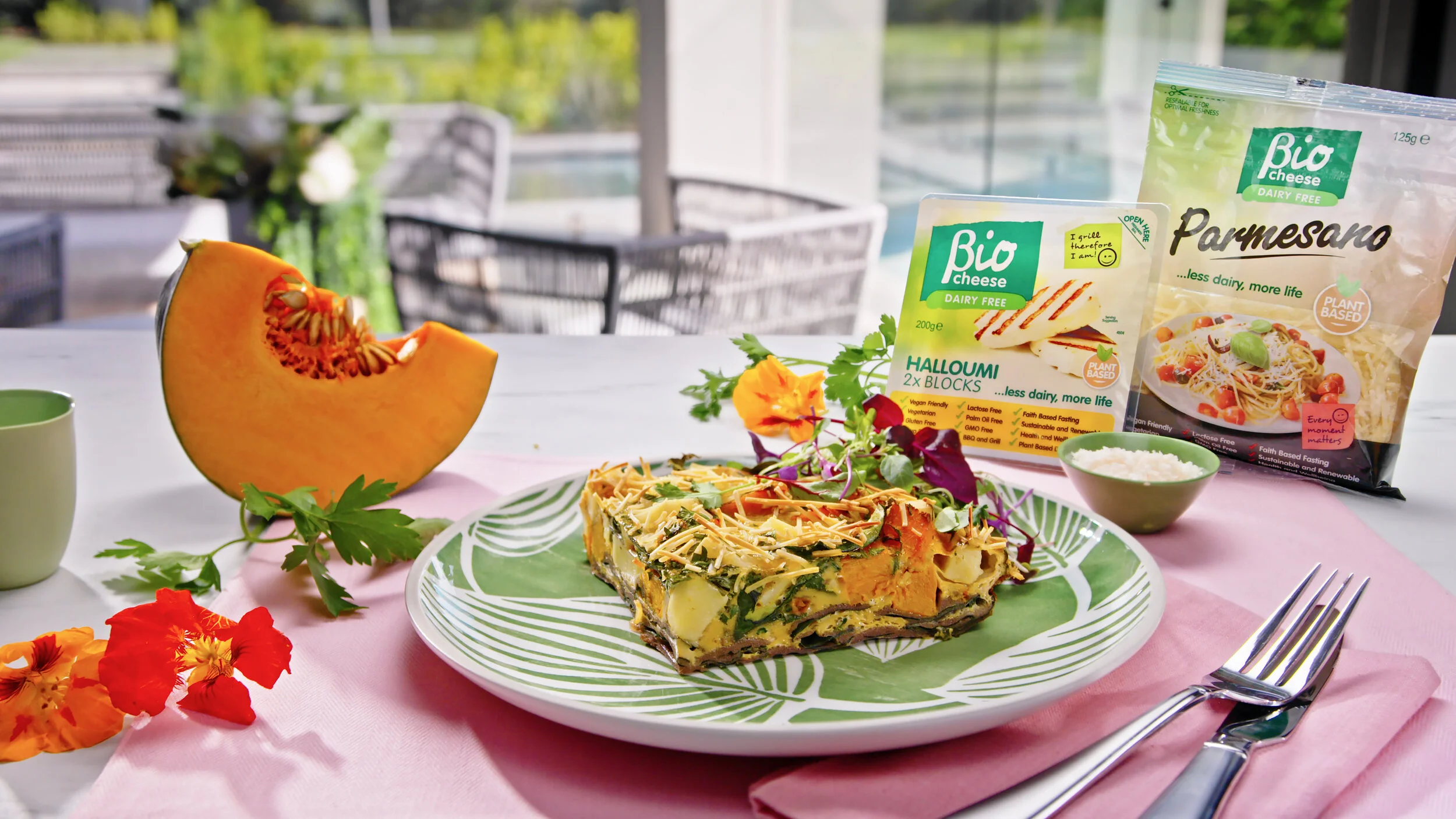 EP01 HEROS_D003C025_2009096X.MXF_BioCheese (2).jpg