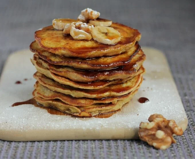 Banana, Pecan and Maple Pancakes
