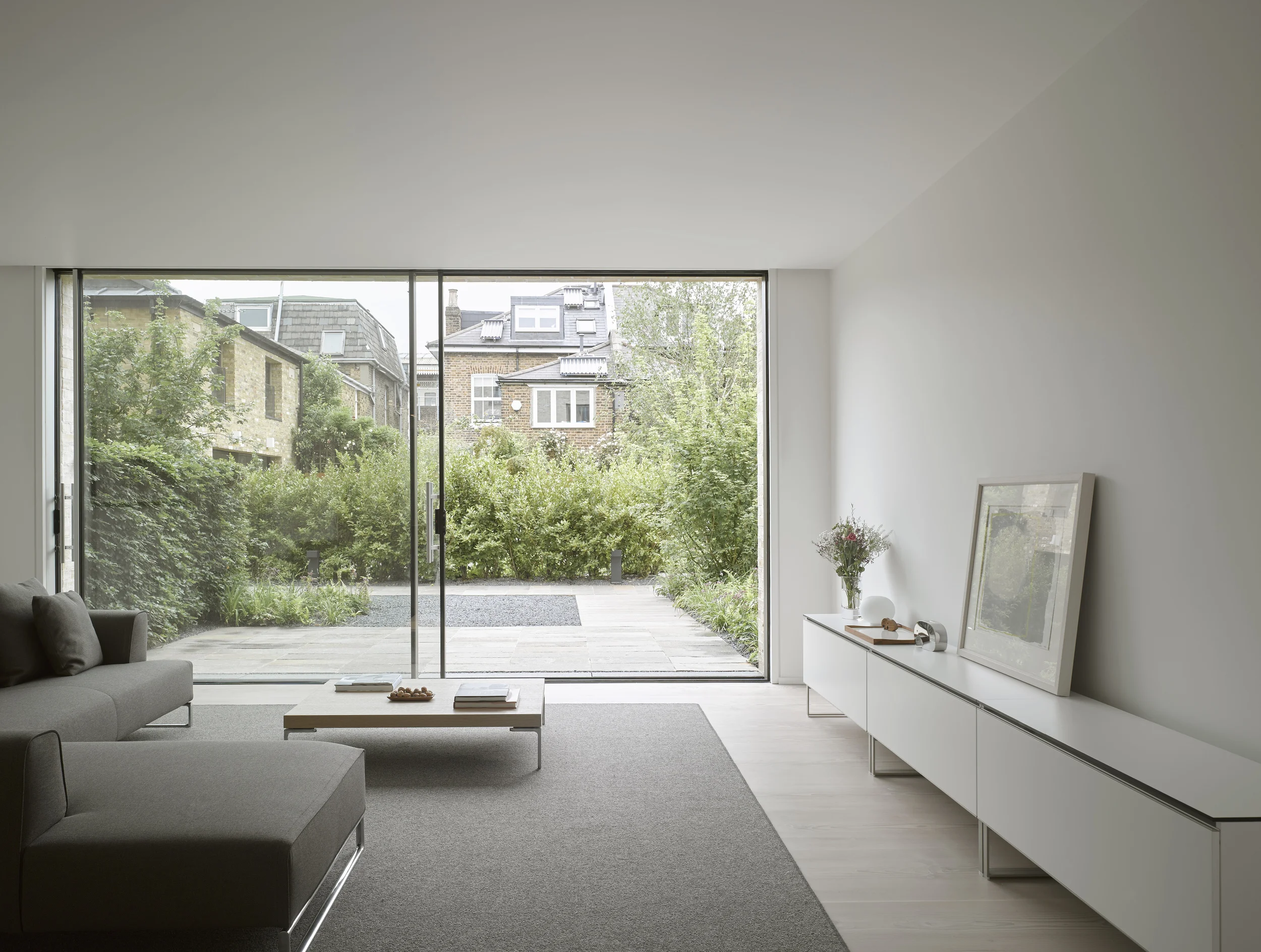 paradise gardens lounge room garden