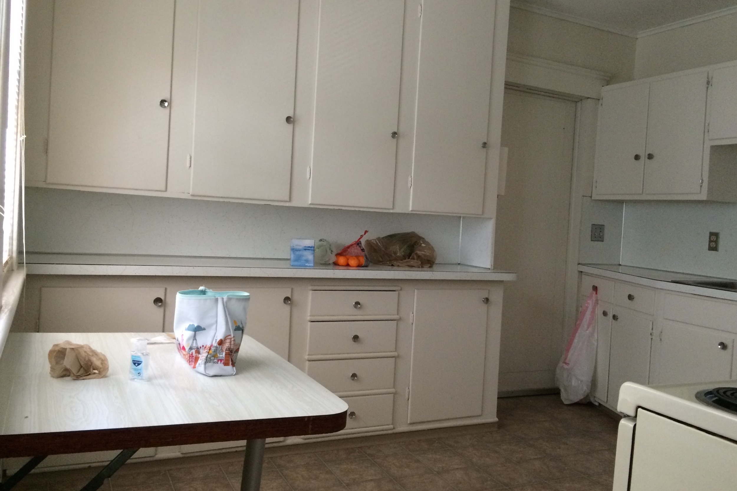kitchen, in love with all the cabinet space
