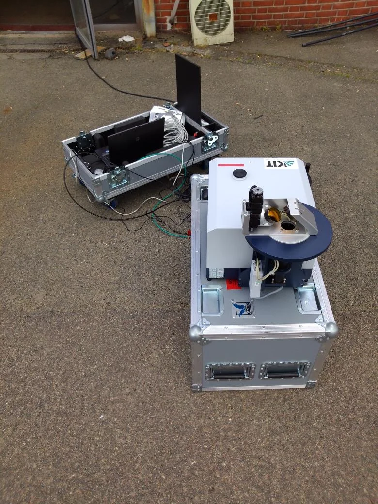 Testing a new "toy" - now measuring the CO2 concentration across the atmosphere at once (thanks to KIT for their EM27sun)