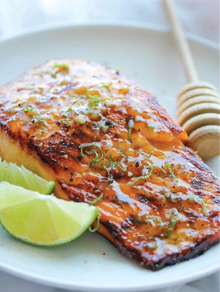 Honey glazed salmon http://damndelicious.net/2014/08/18/honey-glazed-salmon/