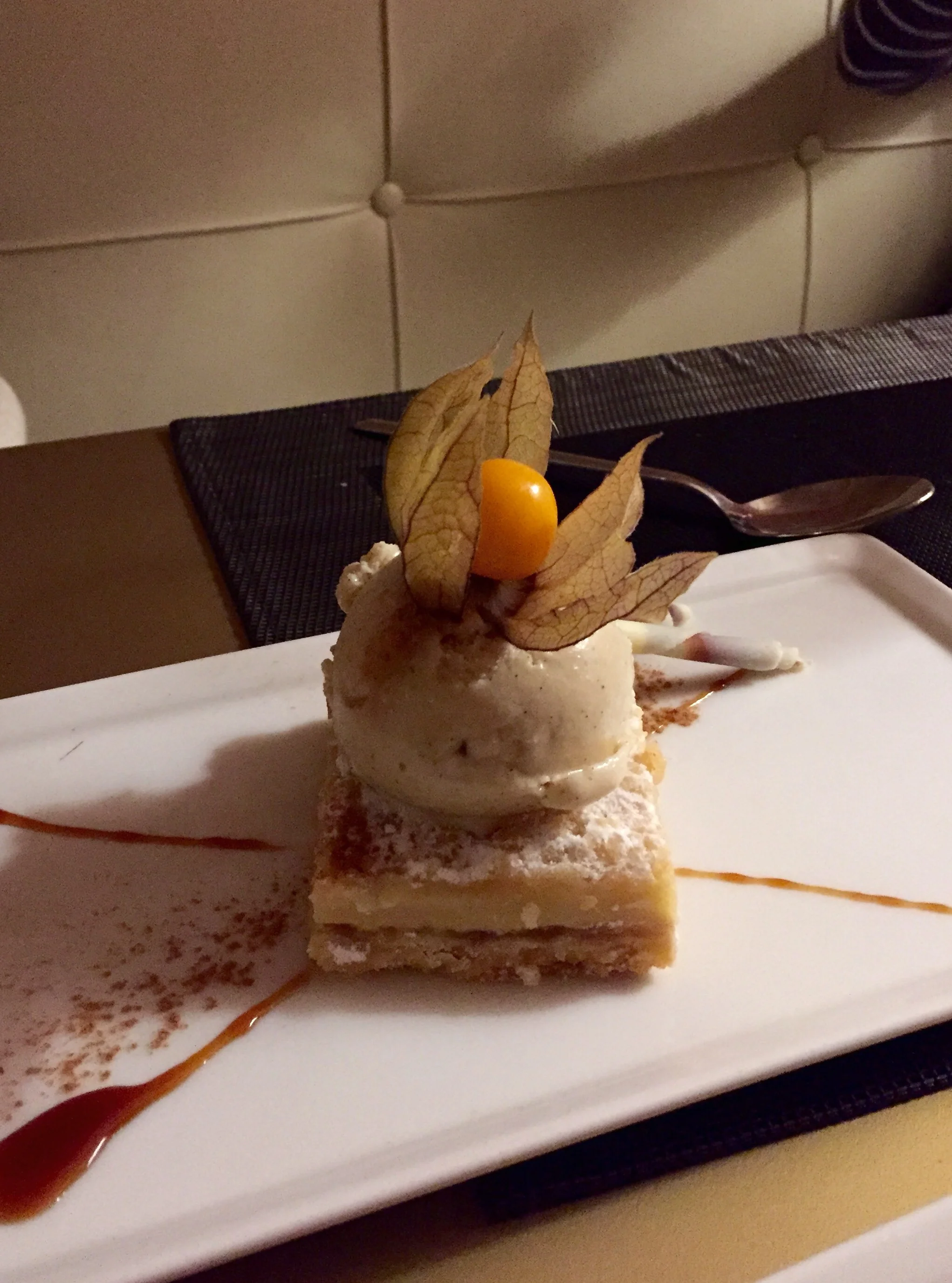 Apple cake with vanilla ice cream