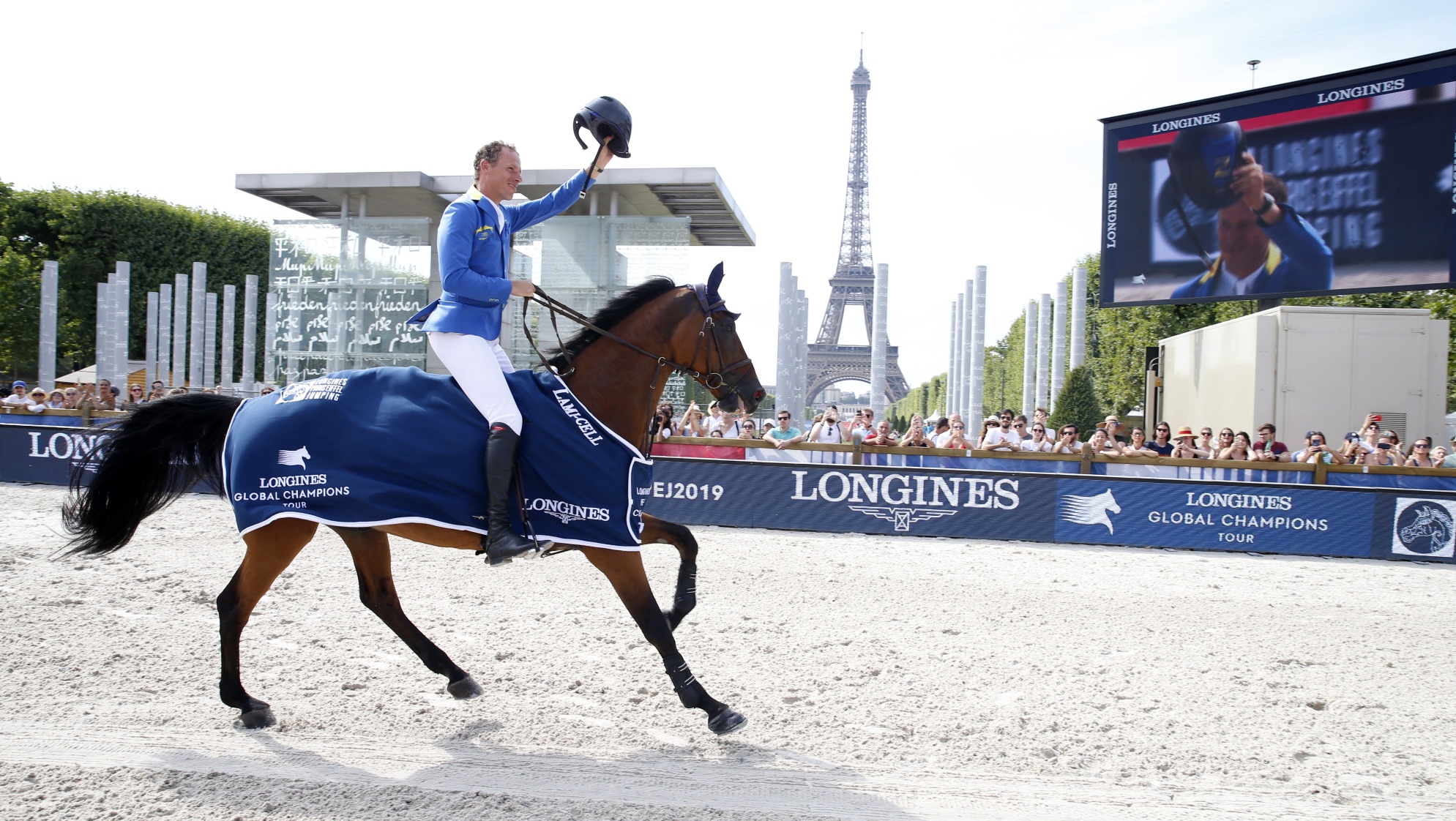 Ahlmann beaming with pride as he captures his second win of the weekend with Ailina.