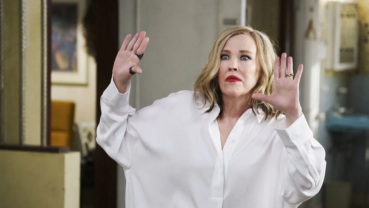 Schitt's-Creek-Catherine-O'Hara.jpg