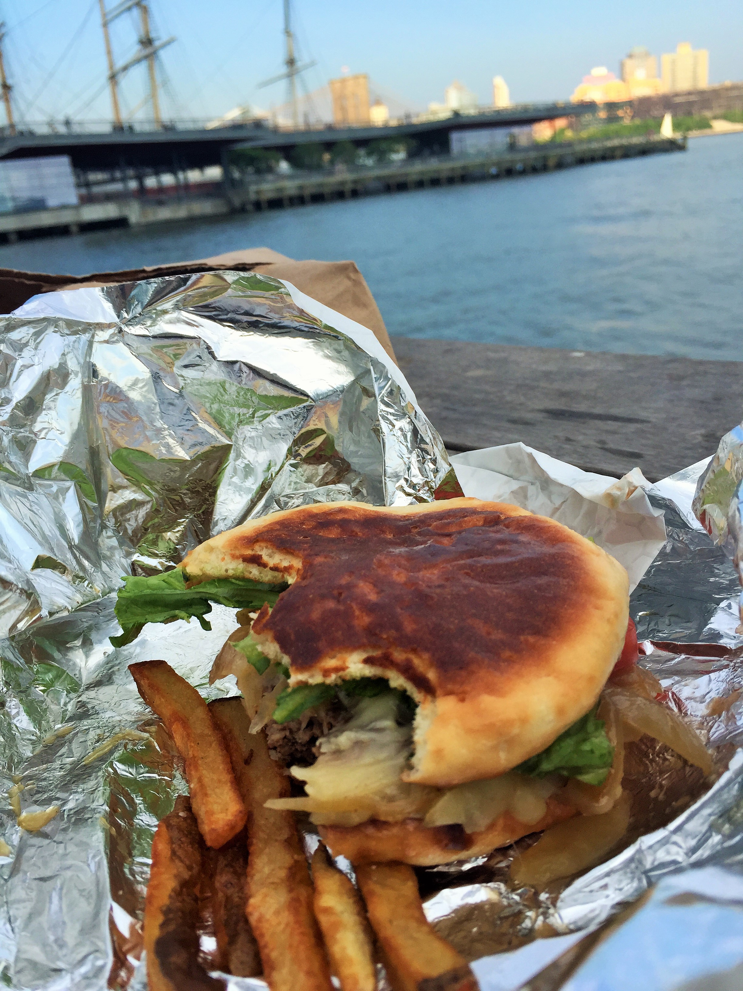 Burgers, Brooklyn Bridge and East River