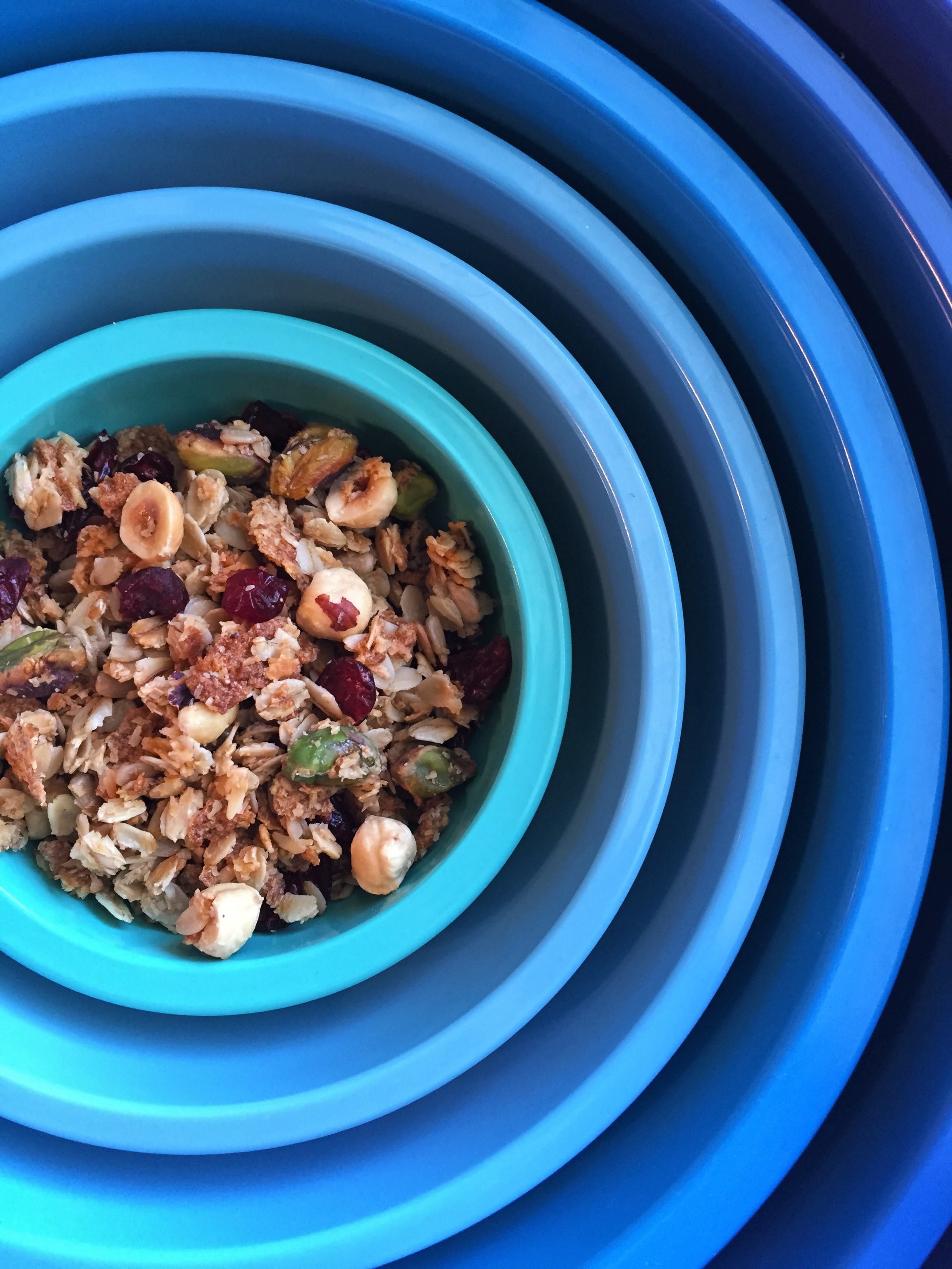 Granola with hazelnuts and pistachios