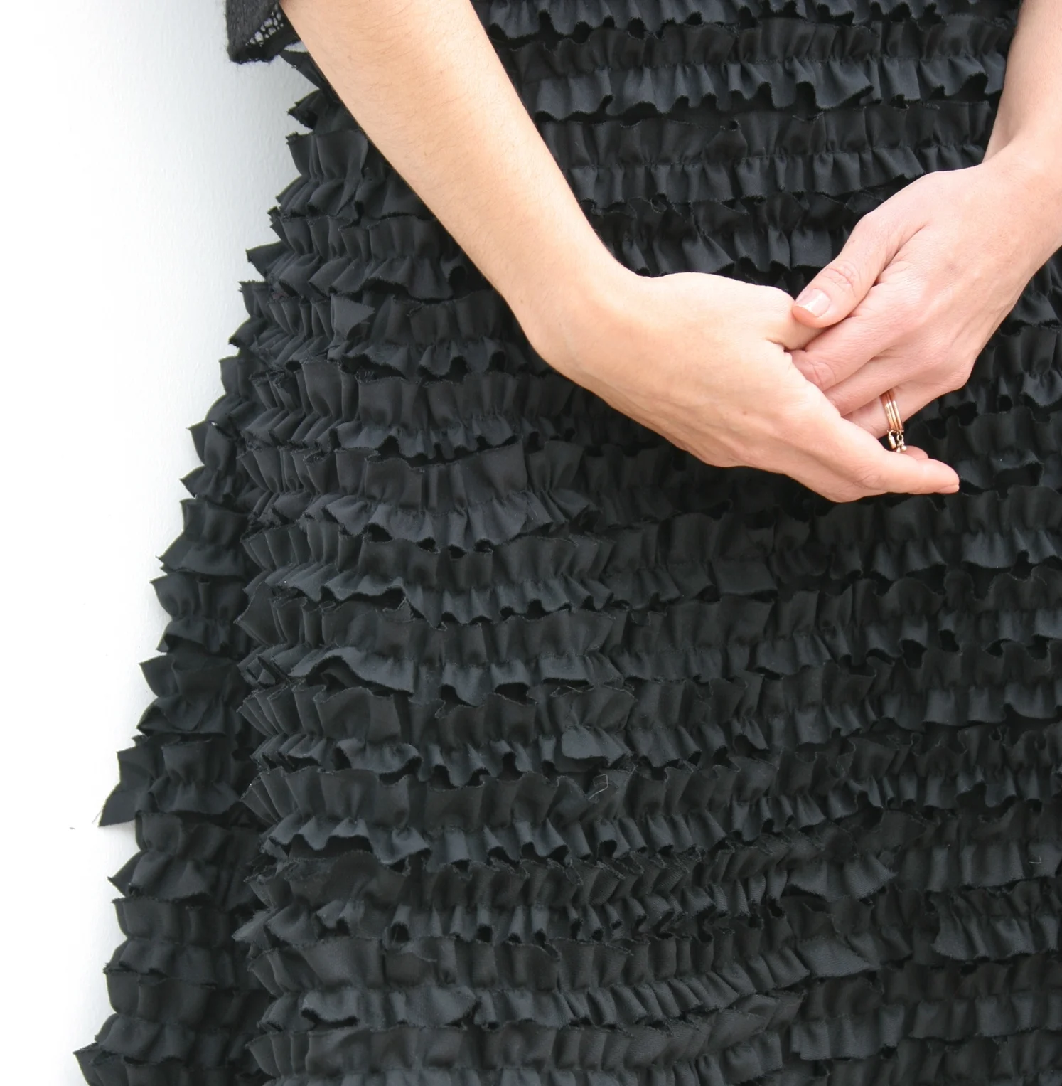 Ruffled Lula skirt in wool suiting