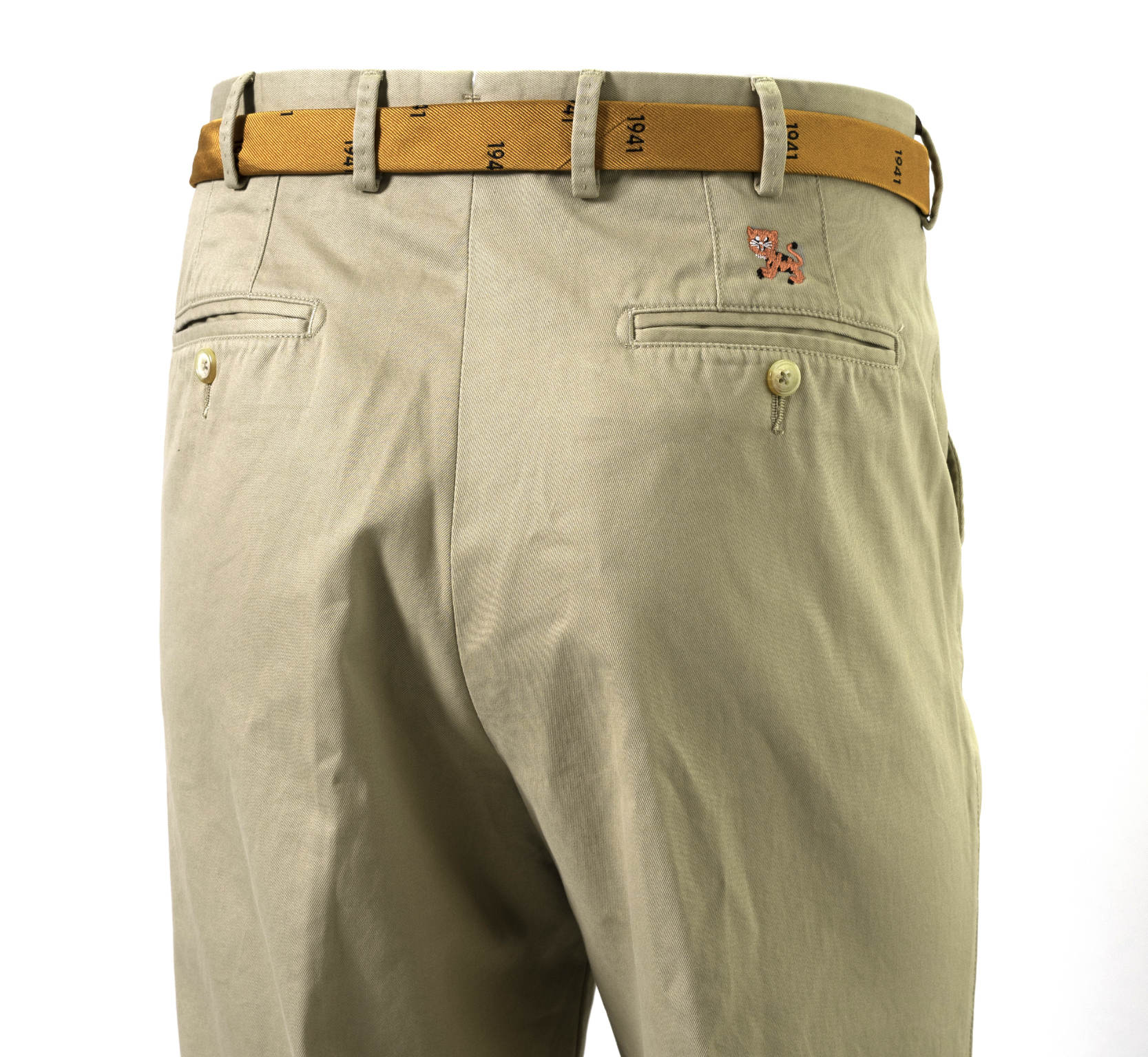 Hey, Tiger! Where's you get those pants ?