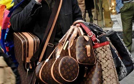 bags_1652327c.jpg