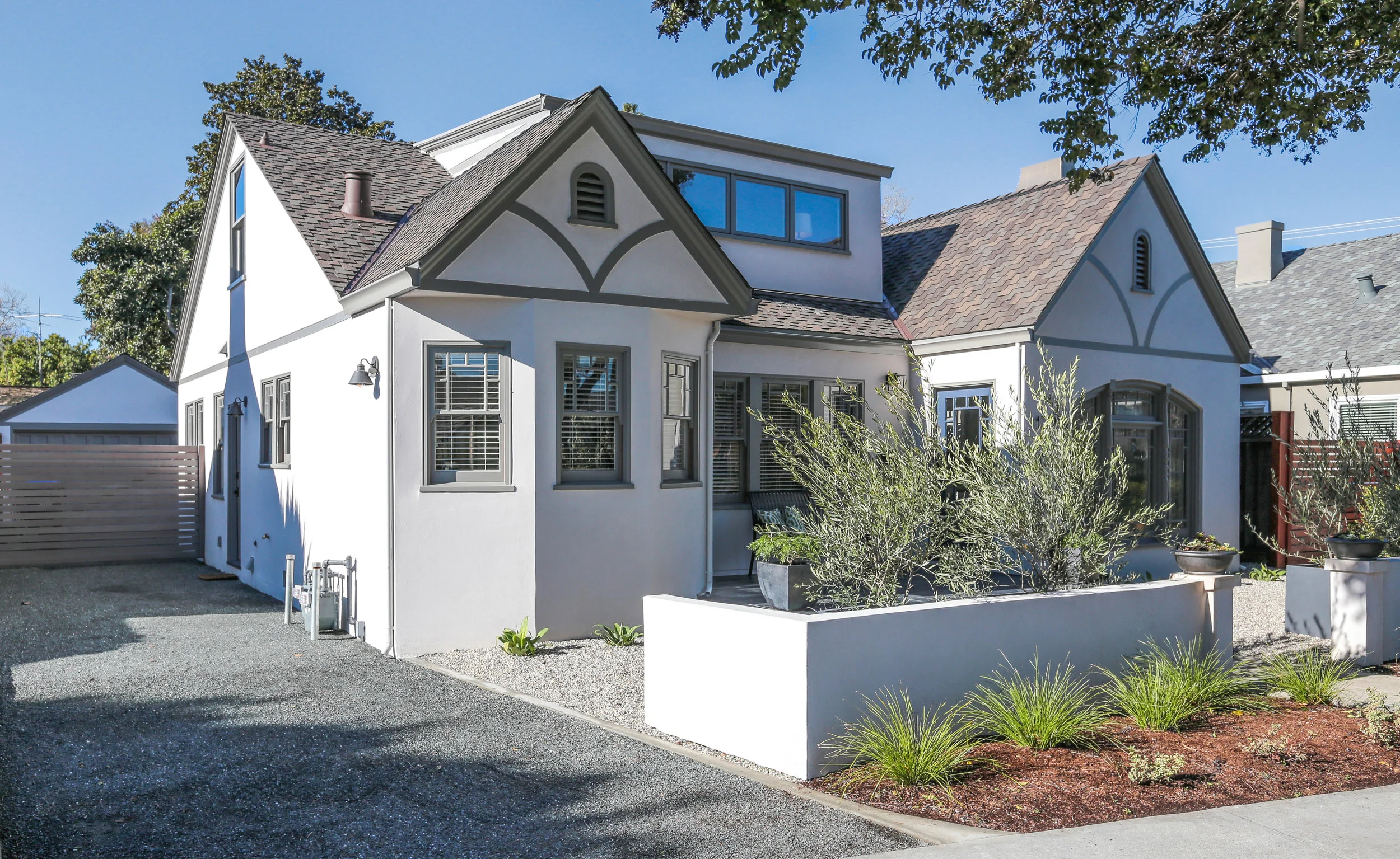 House exterior: BM Bruton White, Trim: BM Chelsea Gray