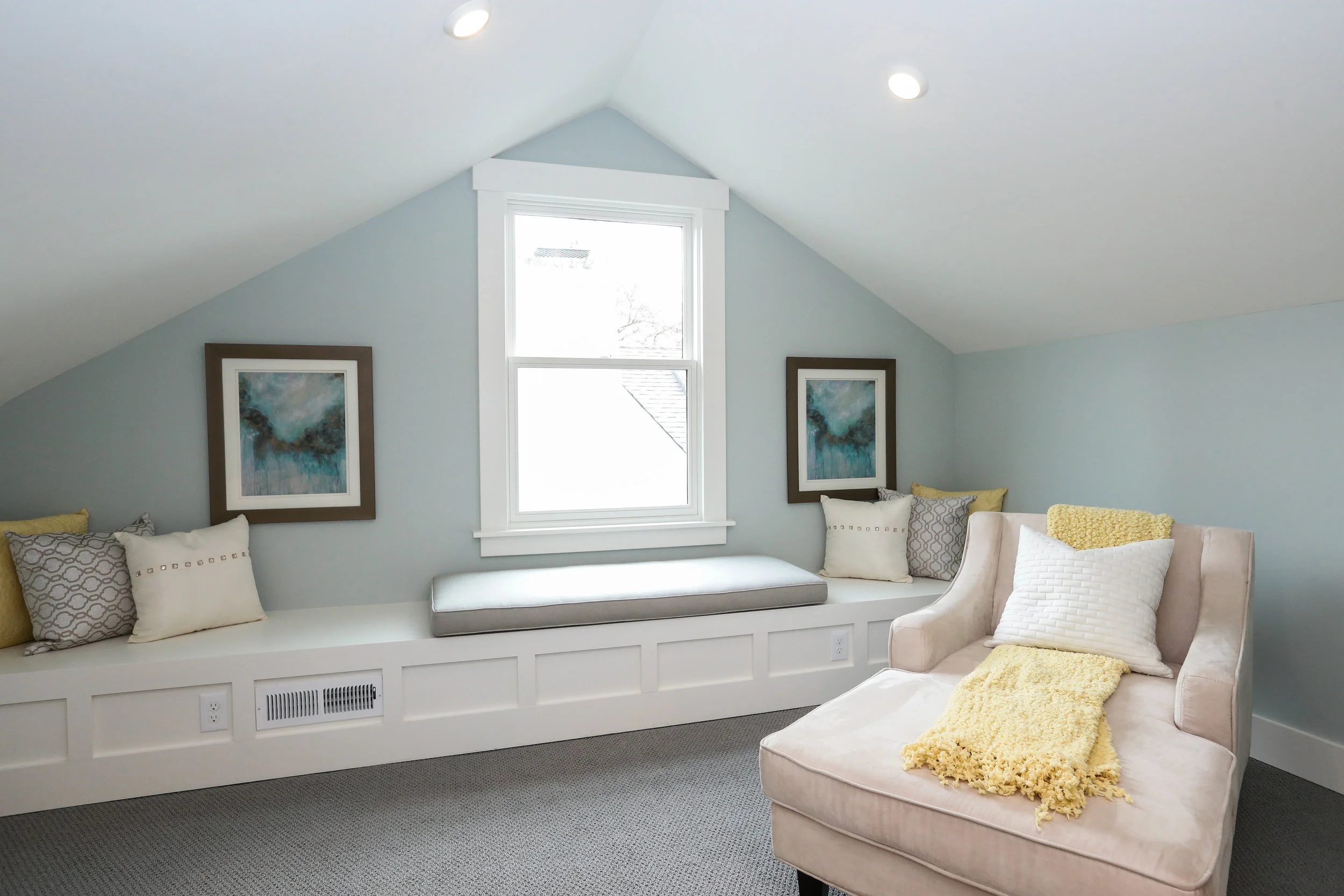 Ceiling: White Dove (flat)