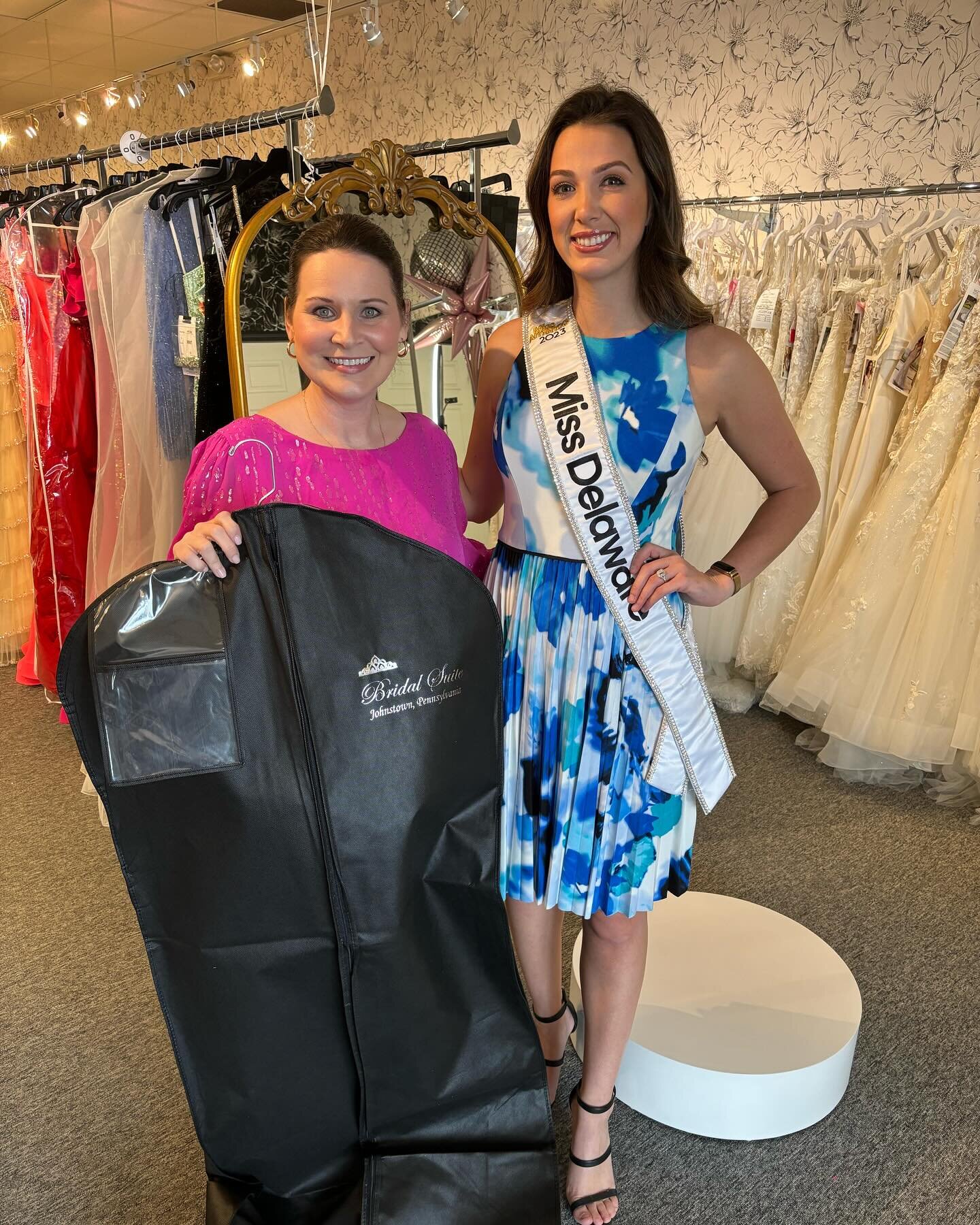 I had so much fun today with Ronnie at @bridal_suite picking out a dress to crown our next Miss Delaware 🥲🩷 Thank you so much for your generous sponsorship, for always welcoming the @missdeorg into your store, and for your kind words 🥹

I was also