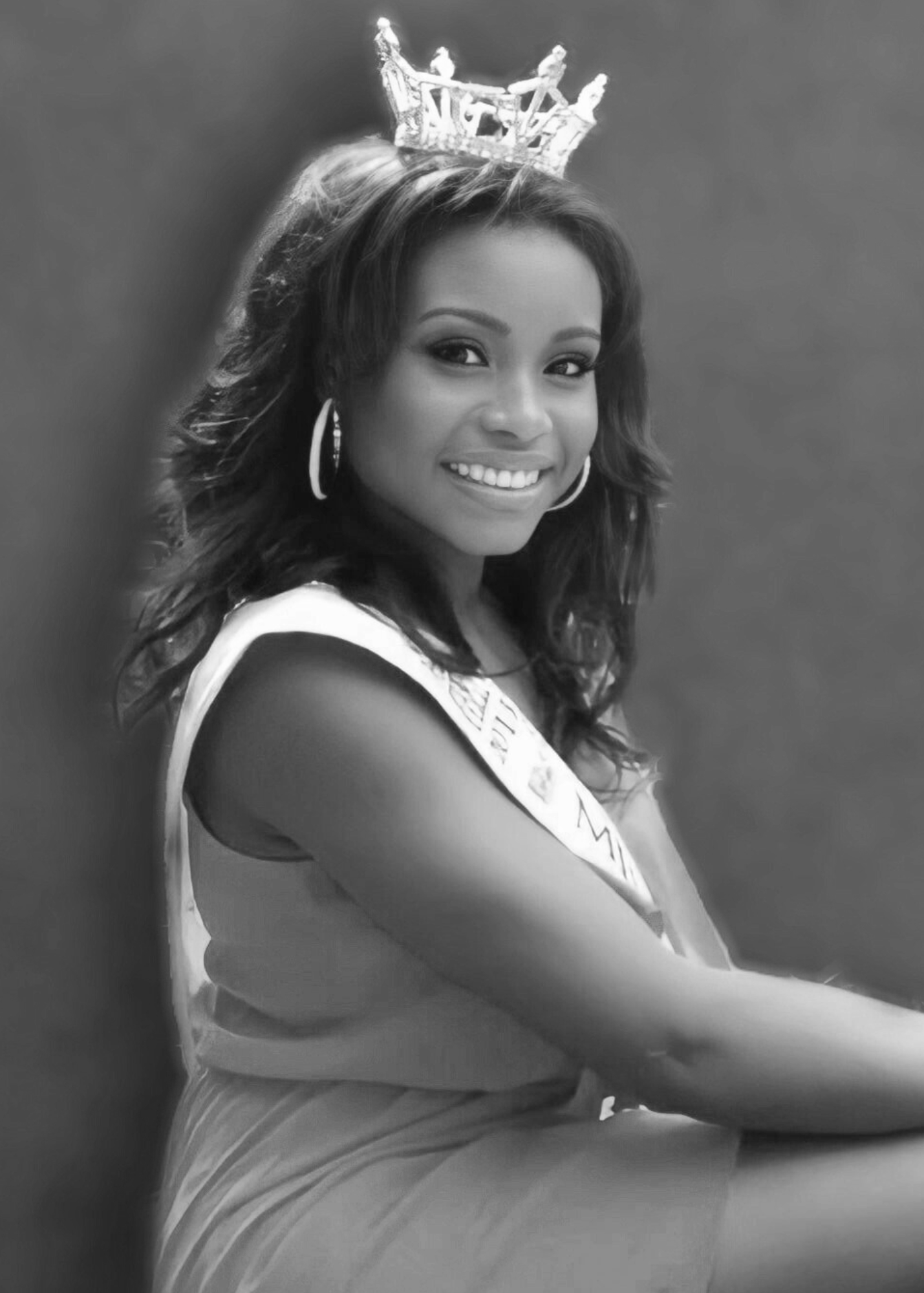 2013 Tanee DeCosta