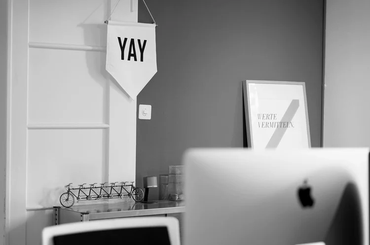 BLYSS+Brand+Design+Agentur-3.jpg