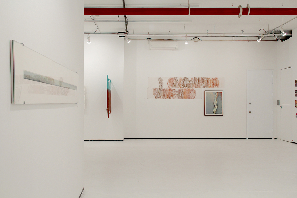 Large Gallery / 105