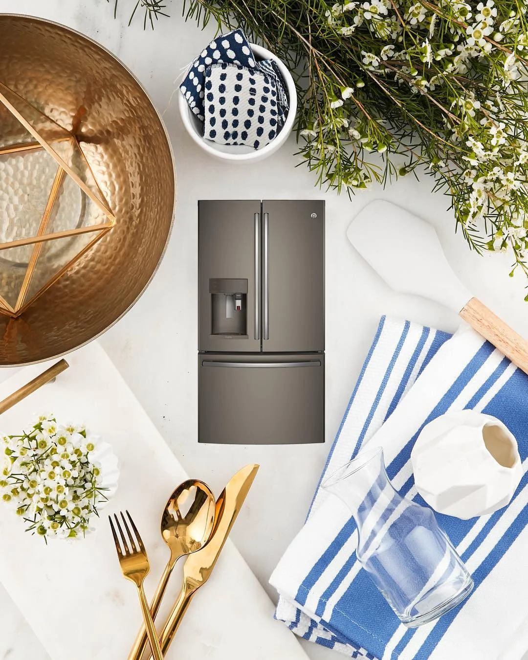 "Mid-Century Influences" Style