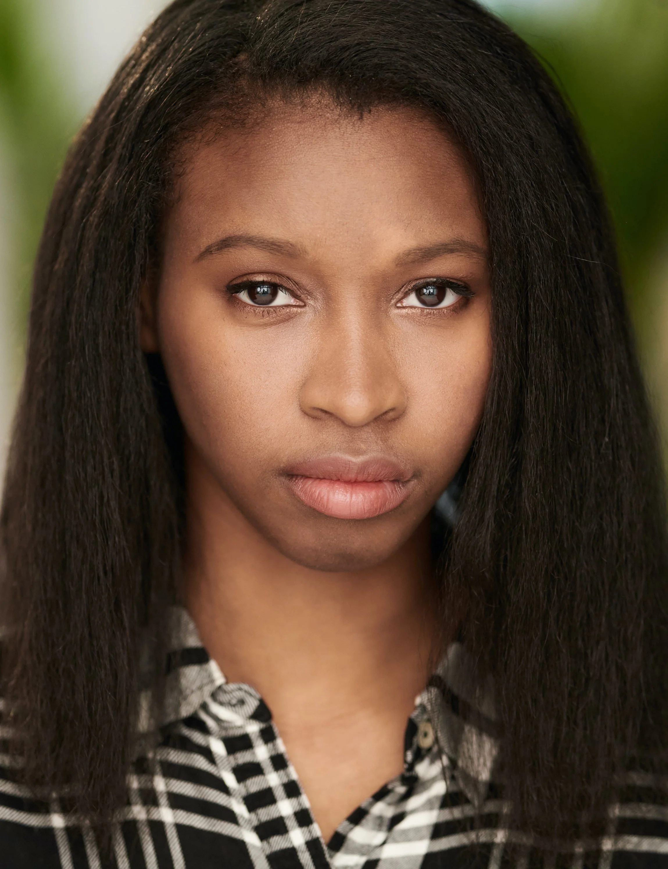 LE'REISHAMOORE-HEADSHOT .jpg