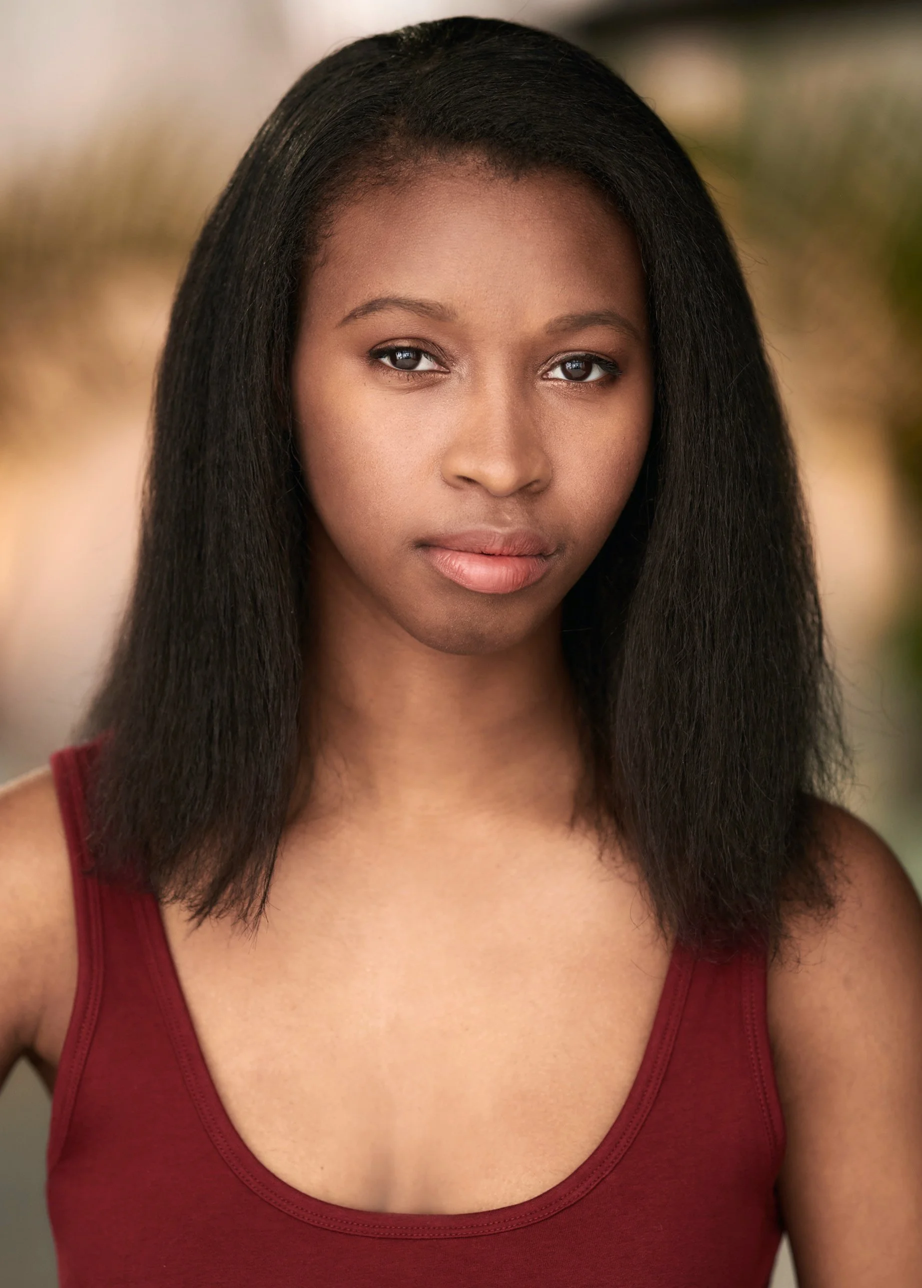 LE’REISHAMOORE-HEADSHOT .jpg