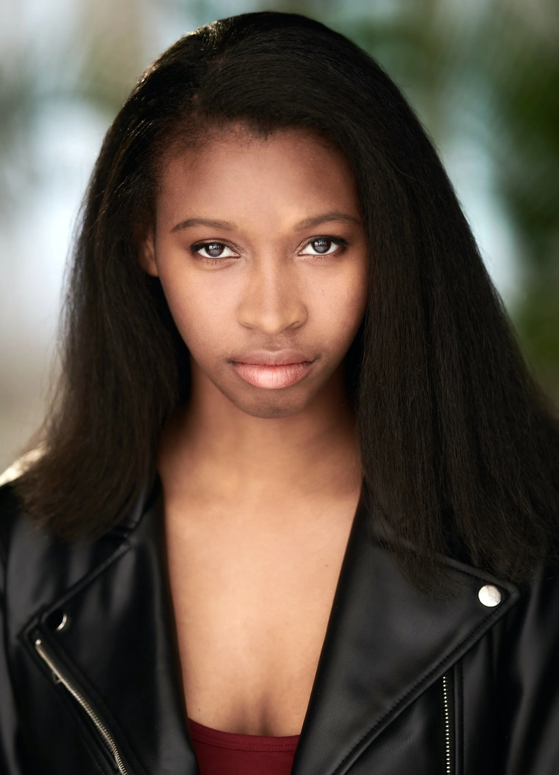 LEREISHA MOORE HEADSHOT .jpg