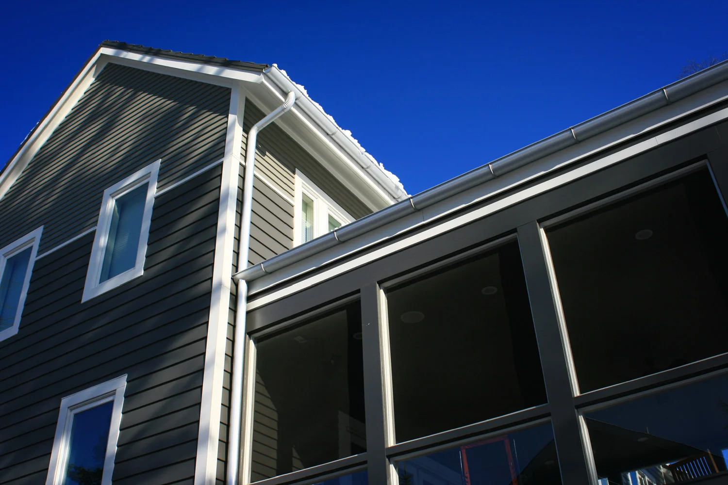 9_contempfarmhouse_after.jpg