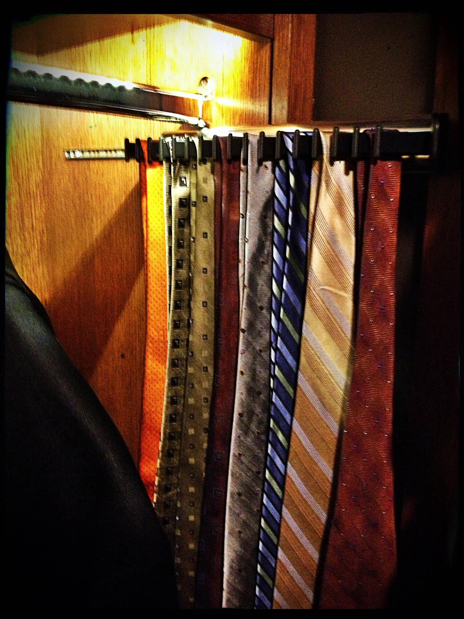 4 master closet.jpg
