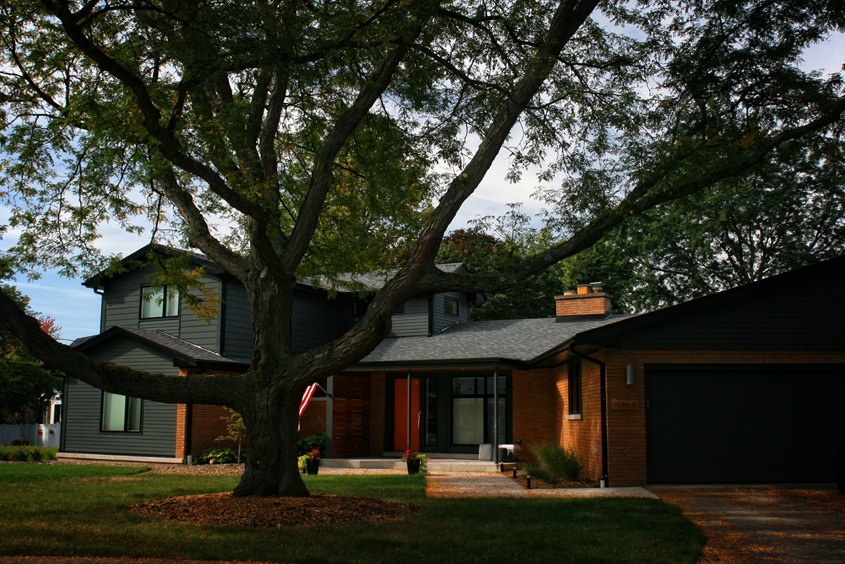 midmod-exterior1.jpg