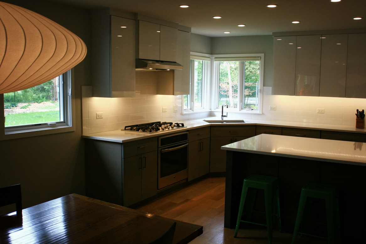 midmod-kitchen1.jpg