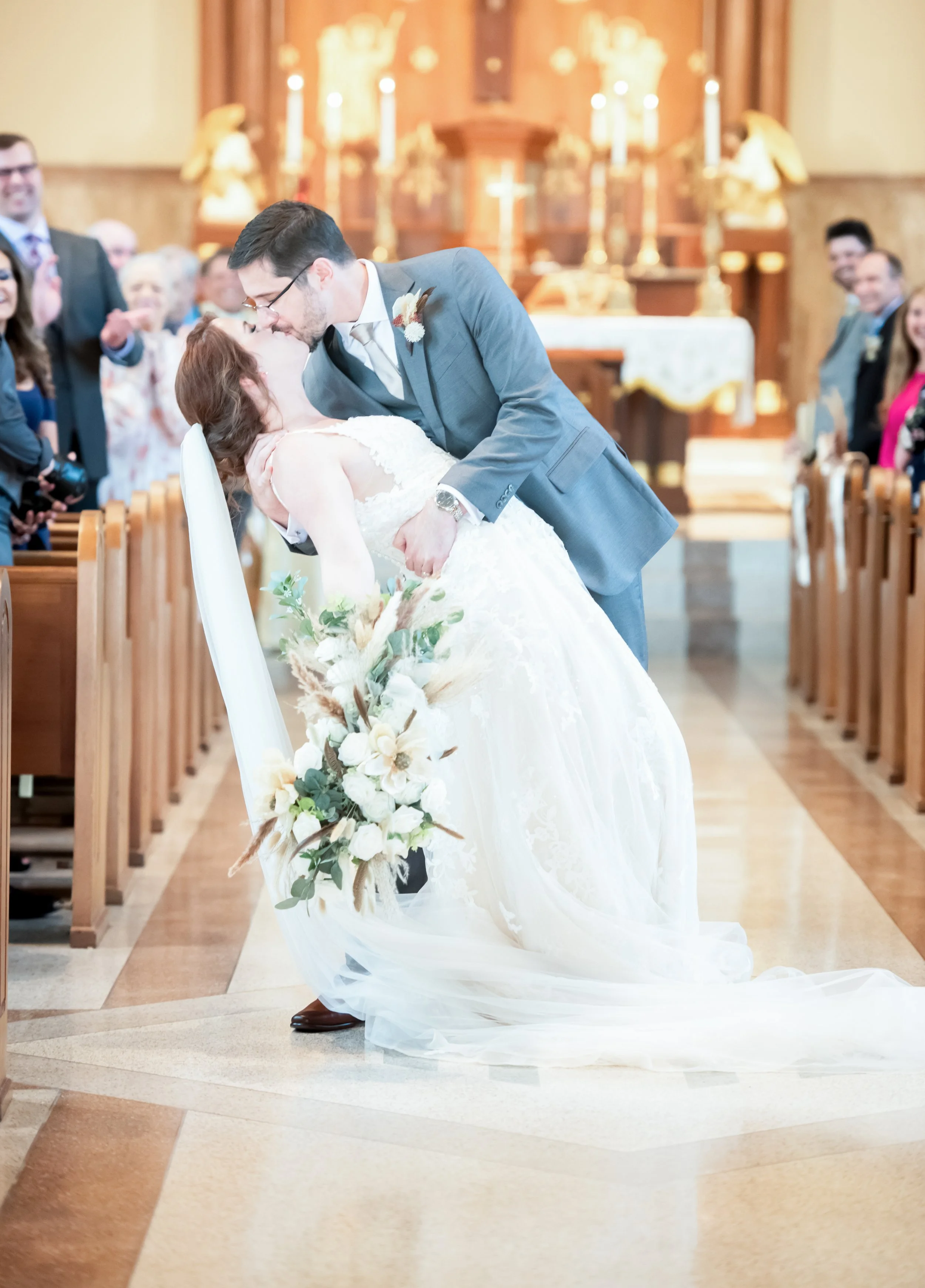 Mr&Mrs (66).jpg