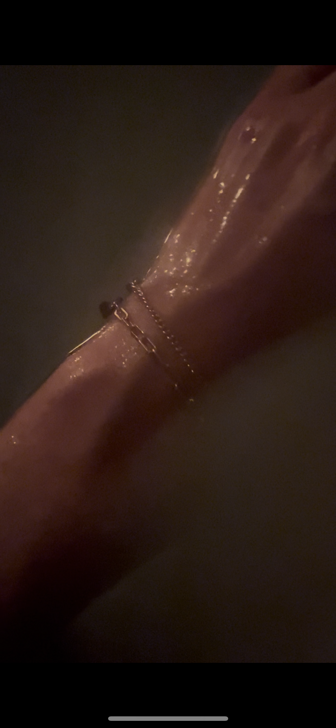 Woman wearing medium link paperclip bracelet | handmade Lafayette jewelry | THALKEN