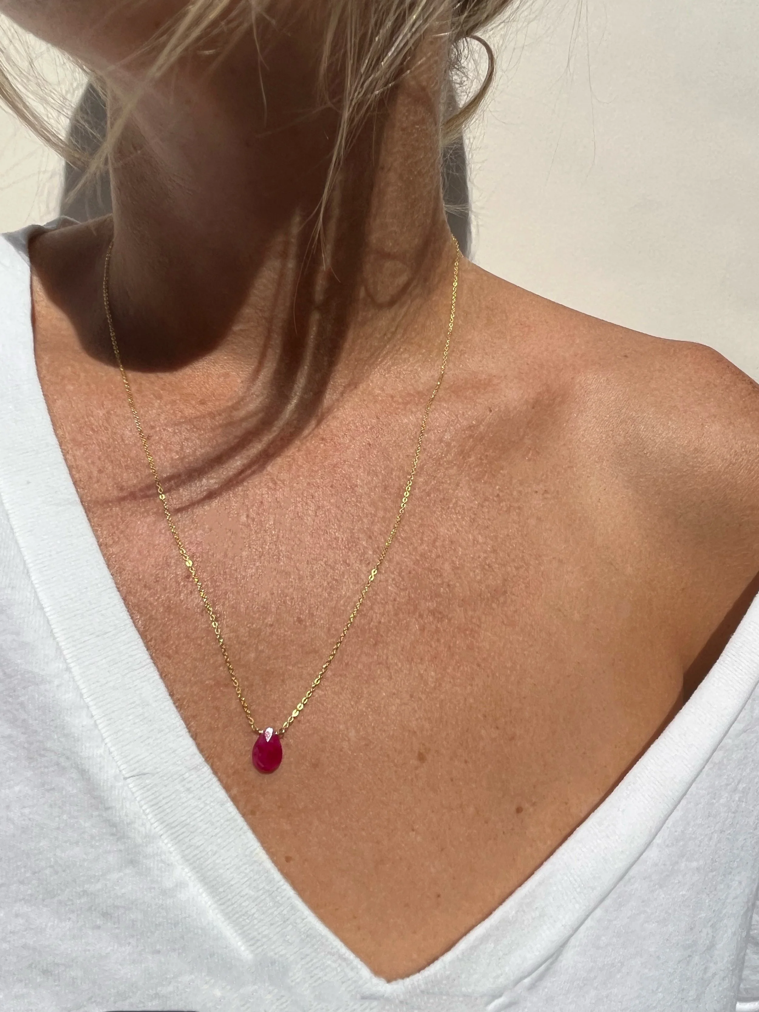 woman wearing minimalist ruby drop necklace | handmade Lafayette necklaces | THALKEN