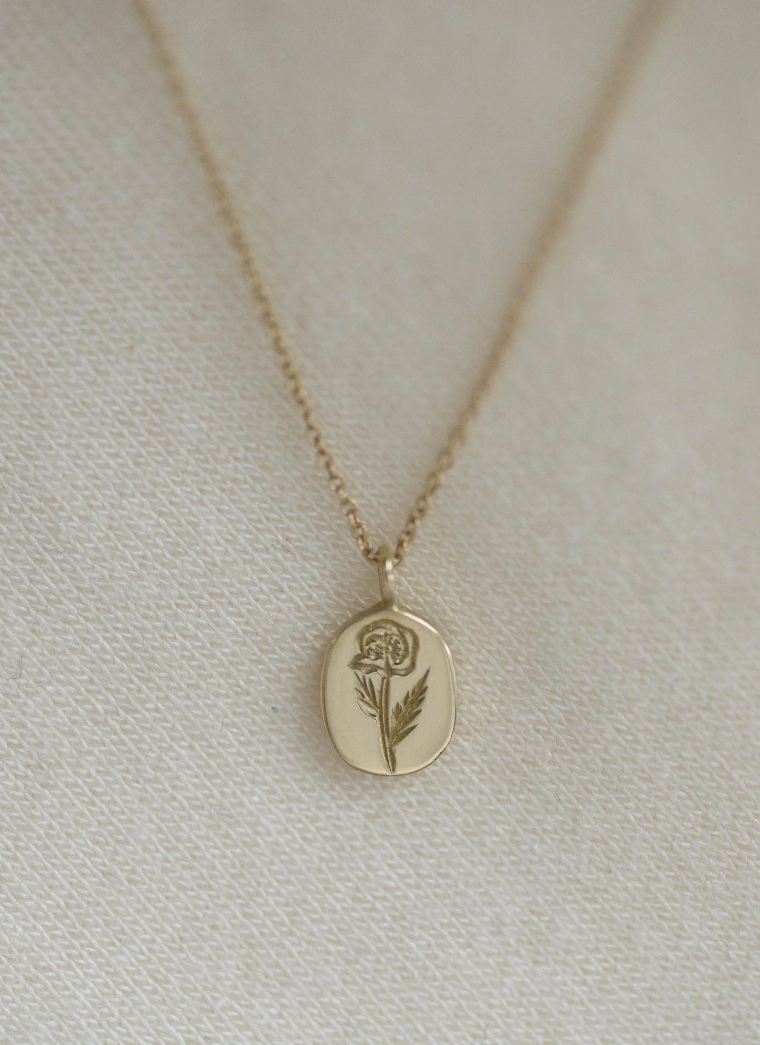 poppy necklace.jpg