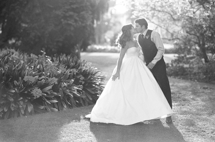 13-santa-barbara-courthouse-wedding-portraits.jpg