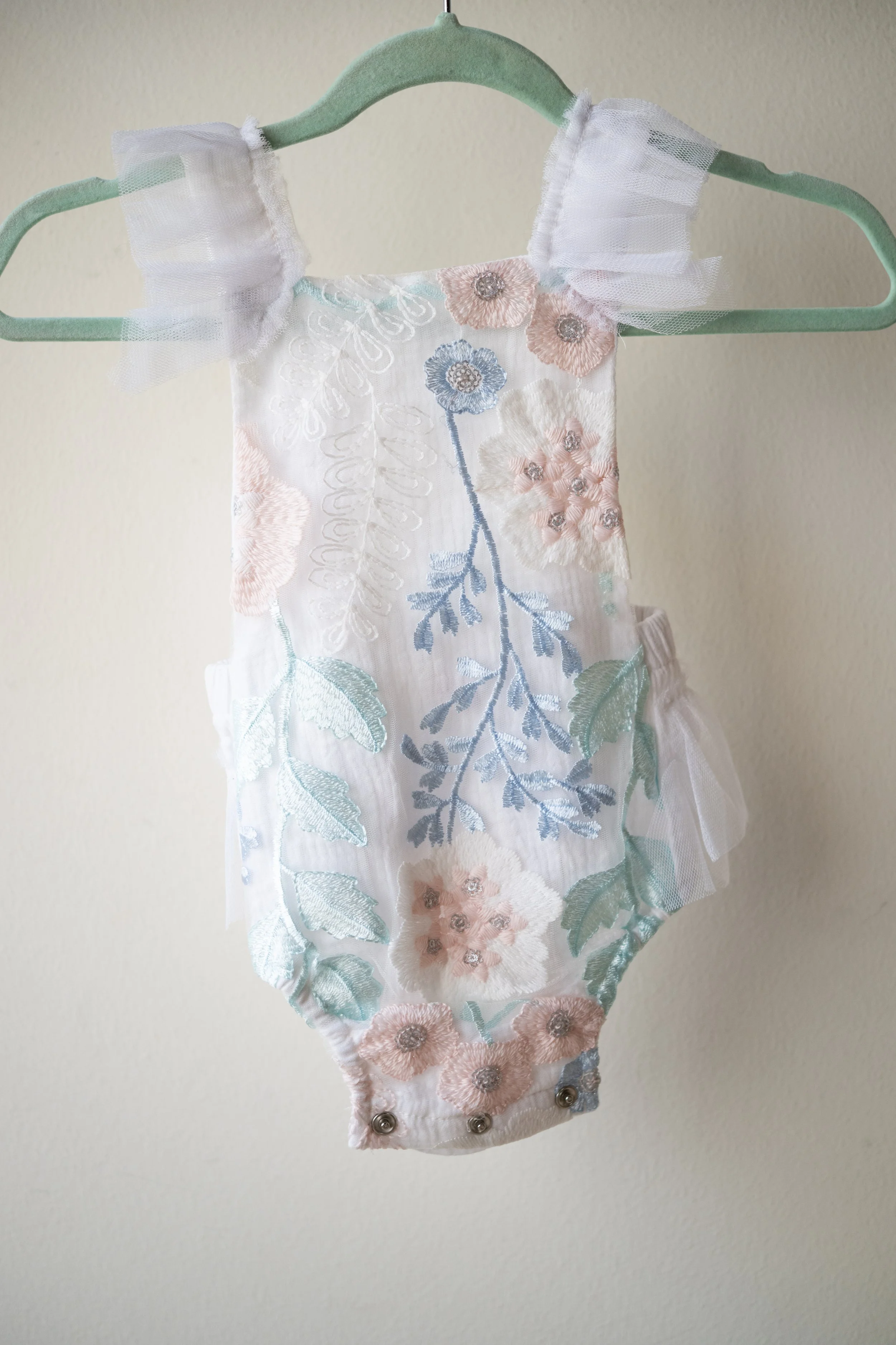 014 Marketing images for website- clothing and studio accessories for Newborn Sessions.jpg