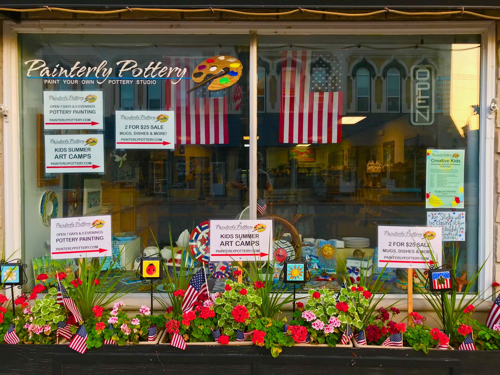 4th of July window 923.jpg