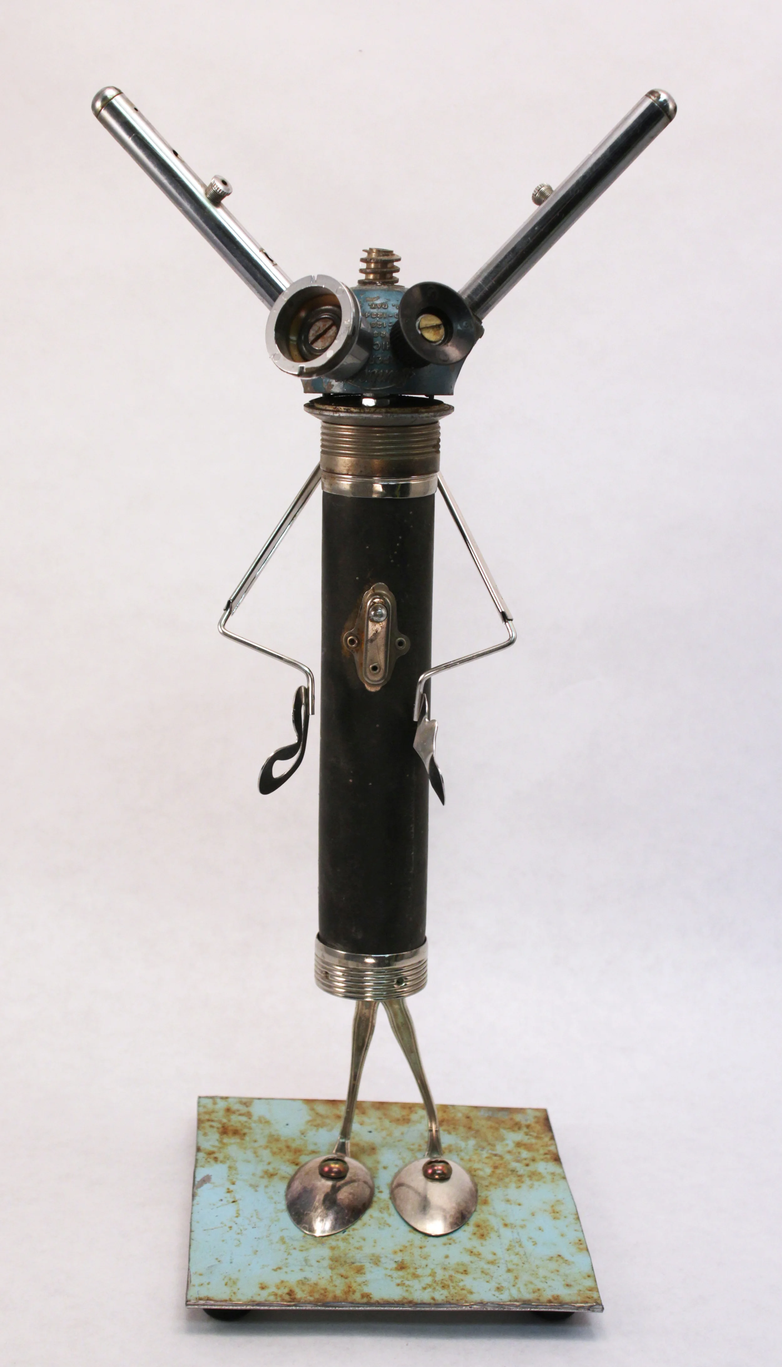 AlienBugLight6457.jpg