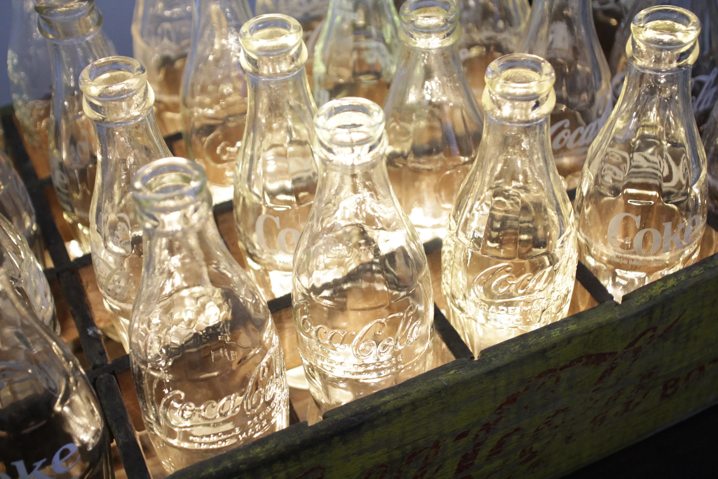 CokeBoxCloseup_2484.jpg