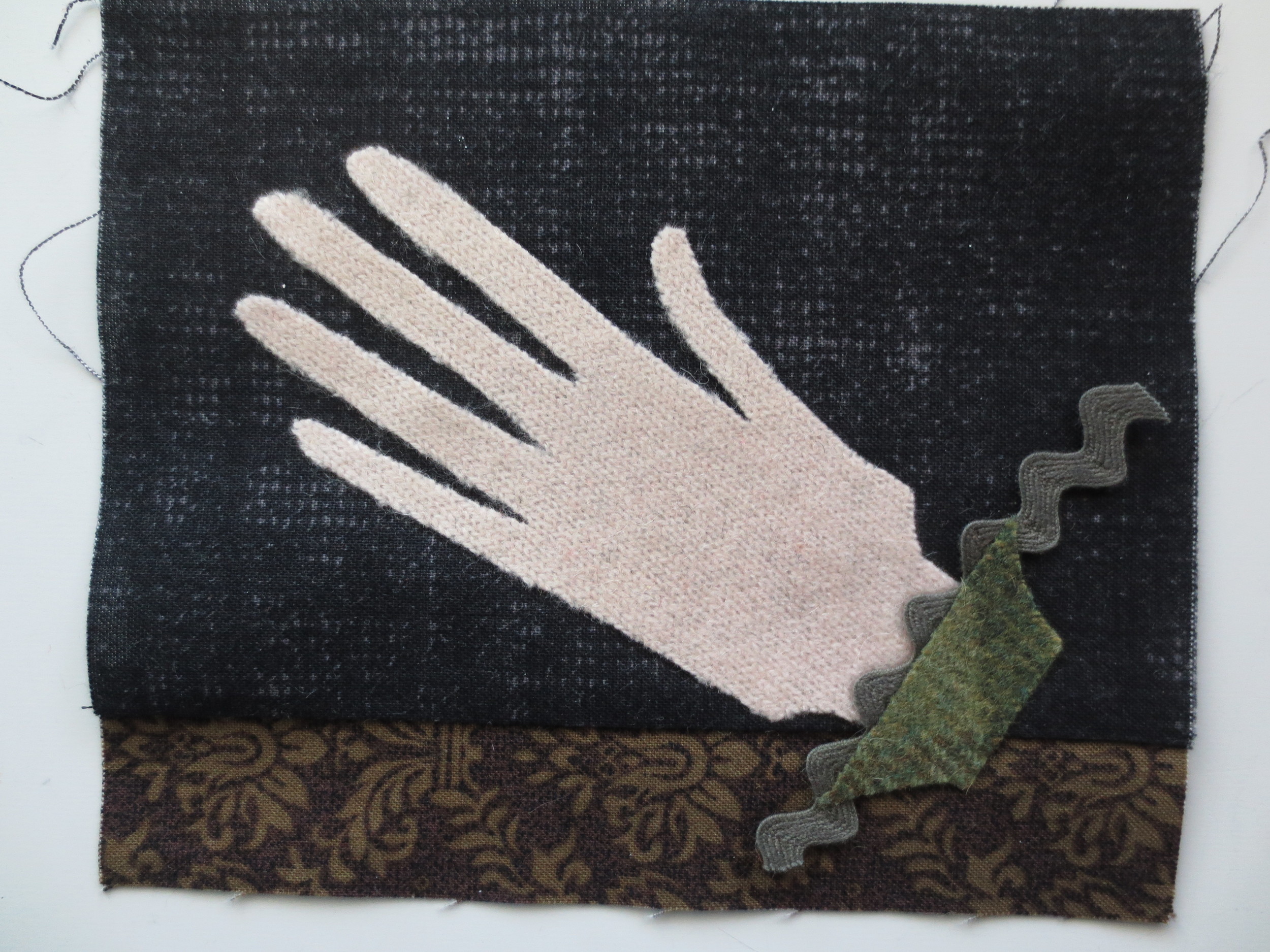 Hands to Work front applique1.jpg