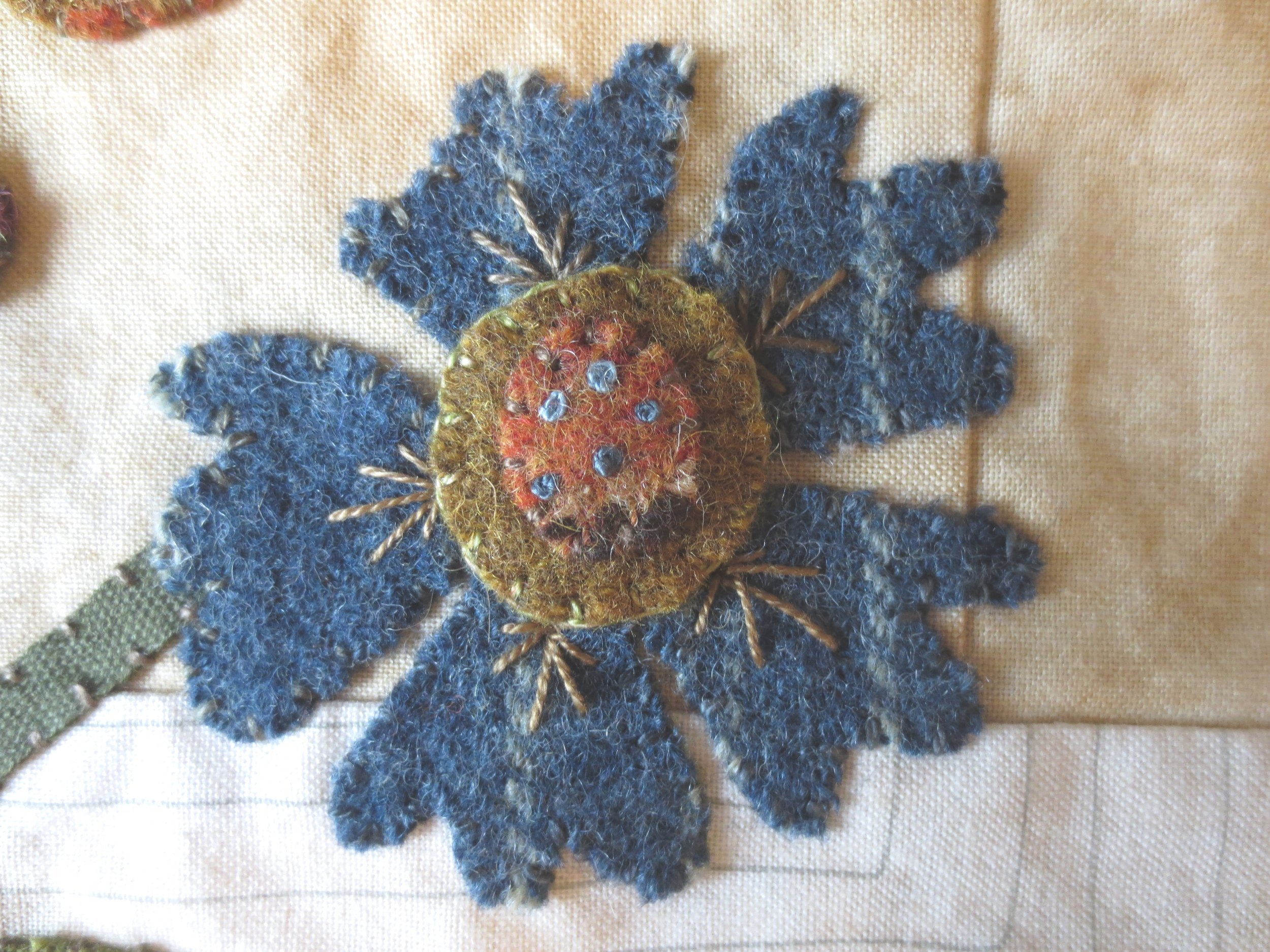 Fan stitch on flower3.jpg